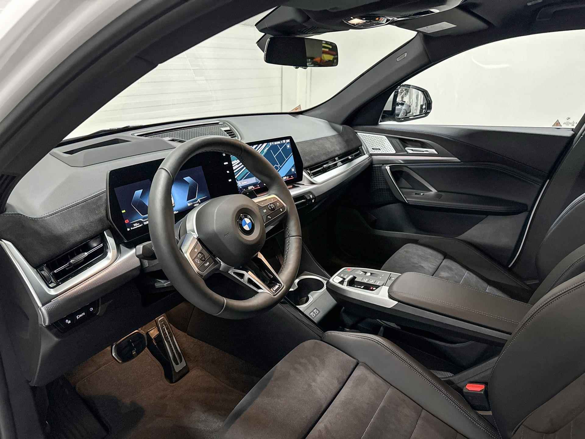BMW X2 sDrive20i Launch Edition | M-Sport Pro | Innovation Pack | Harman/Kardon - 23/24