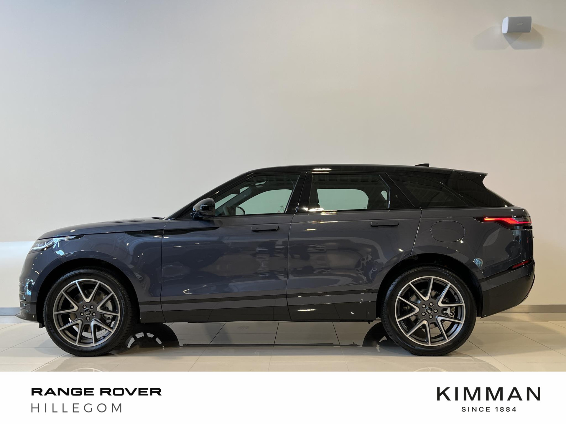 Land Rover Range Rover Velar 2.0 P400e R-Dynamic HSE | Panorama schuif/kanteldak | BTW Auto | Koel/verwarmbare voorstoelen | Massage | MY24 | Black Pack |