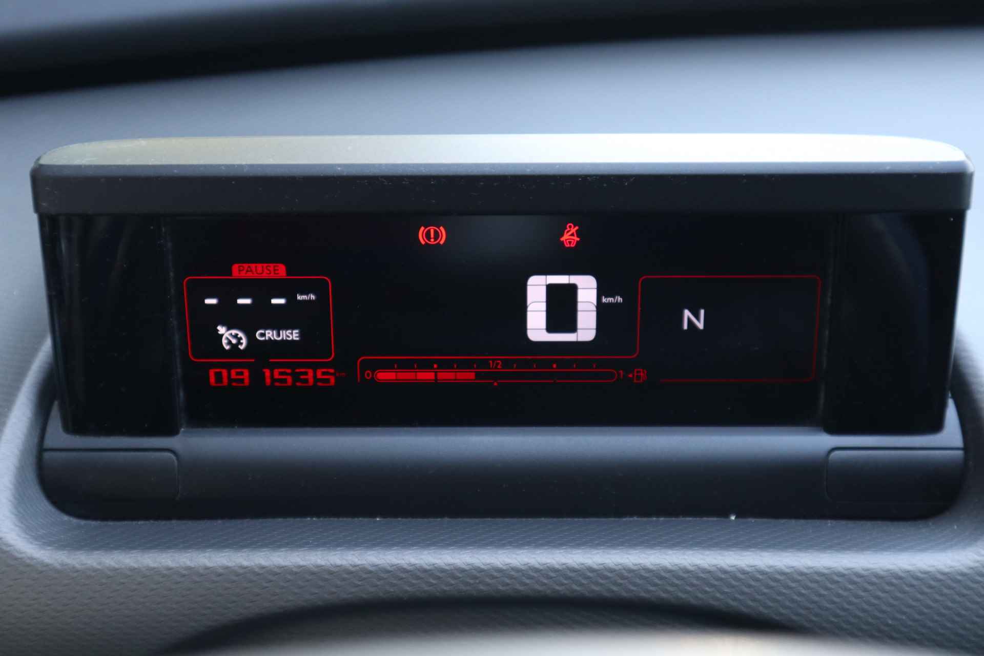 Citroën C4 Cactus 1.2 PureTech Shine AUTOMAAT | ECC | CAMERA | NAVI - 19/33