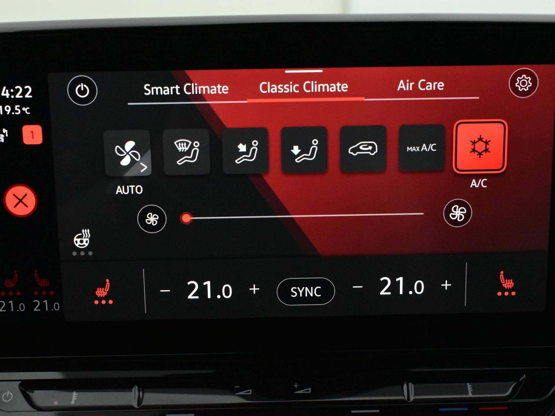 Volkswagen ID.4 First 77 kWh 204 PK | Automaat | 8% Bijtelling | Navigatie | Camera | Lichtmetalen velgen | Apple carplay | Android auto |  Adaptive cruise control | LED | Lichtmetalen velgen | - 13/26