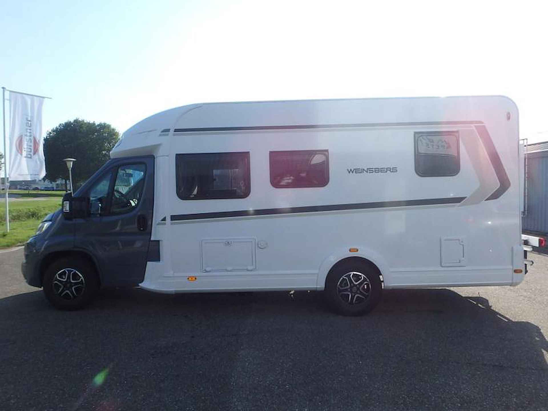 Weinsberg CaraSuite 650 MF 5 Zitplaatsen 8700KM - 5/25