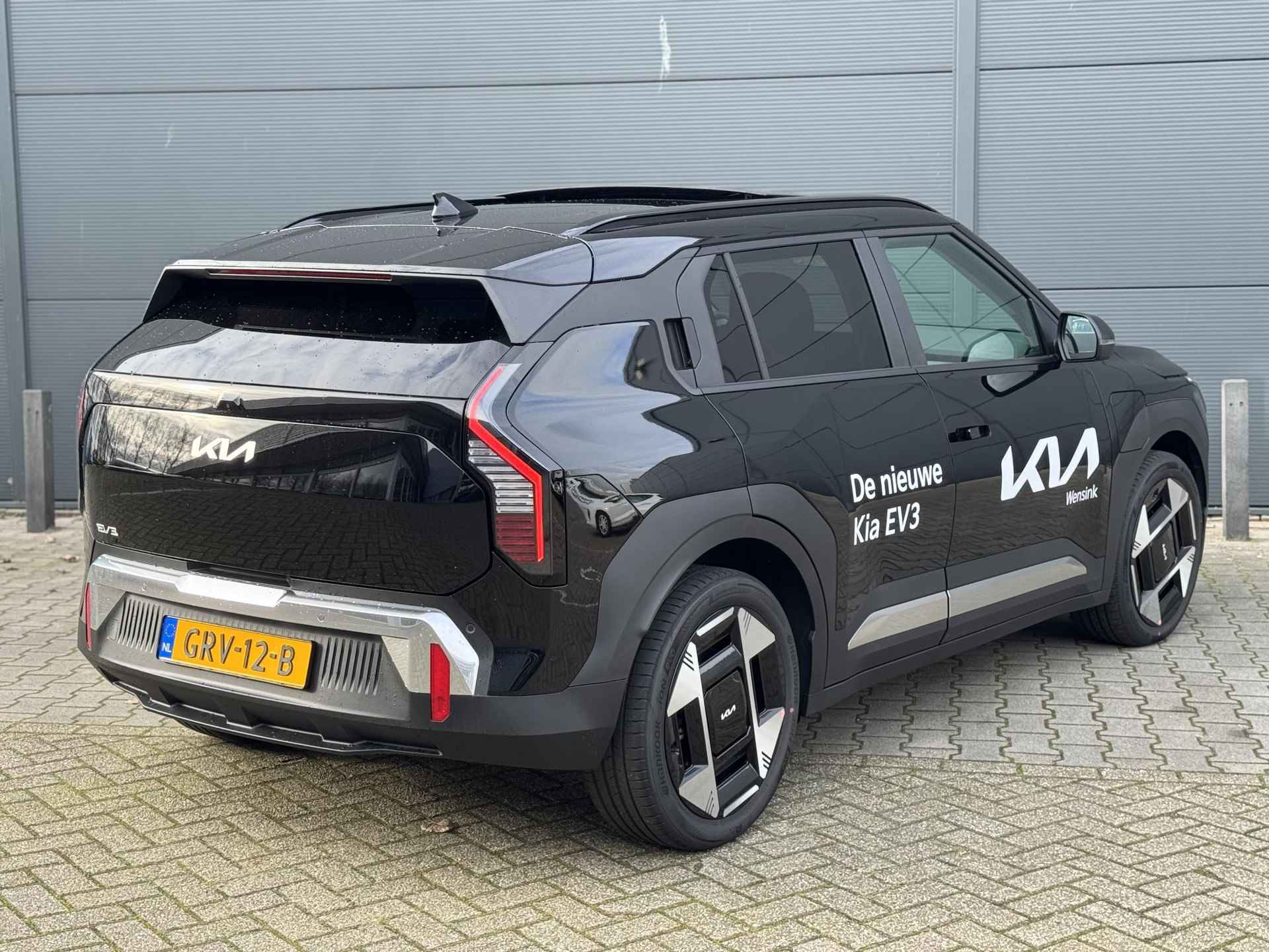 Kia EV3 Plus Advanced 81.4 kWh Beschikbaar voor proefritten | Schuif/kantel dak | Stoelverwarming | Keyless - 10/48