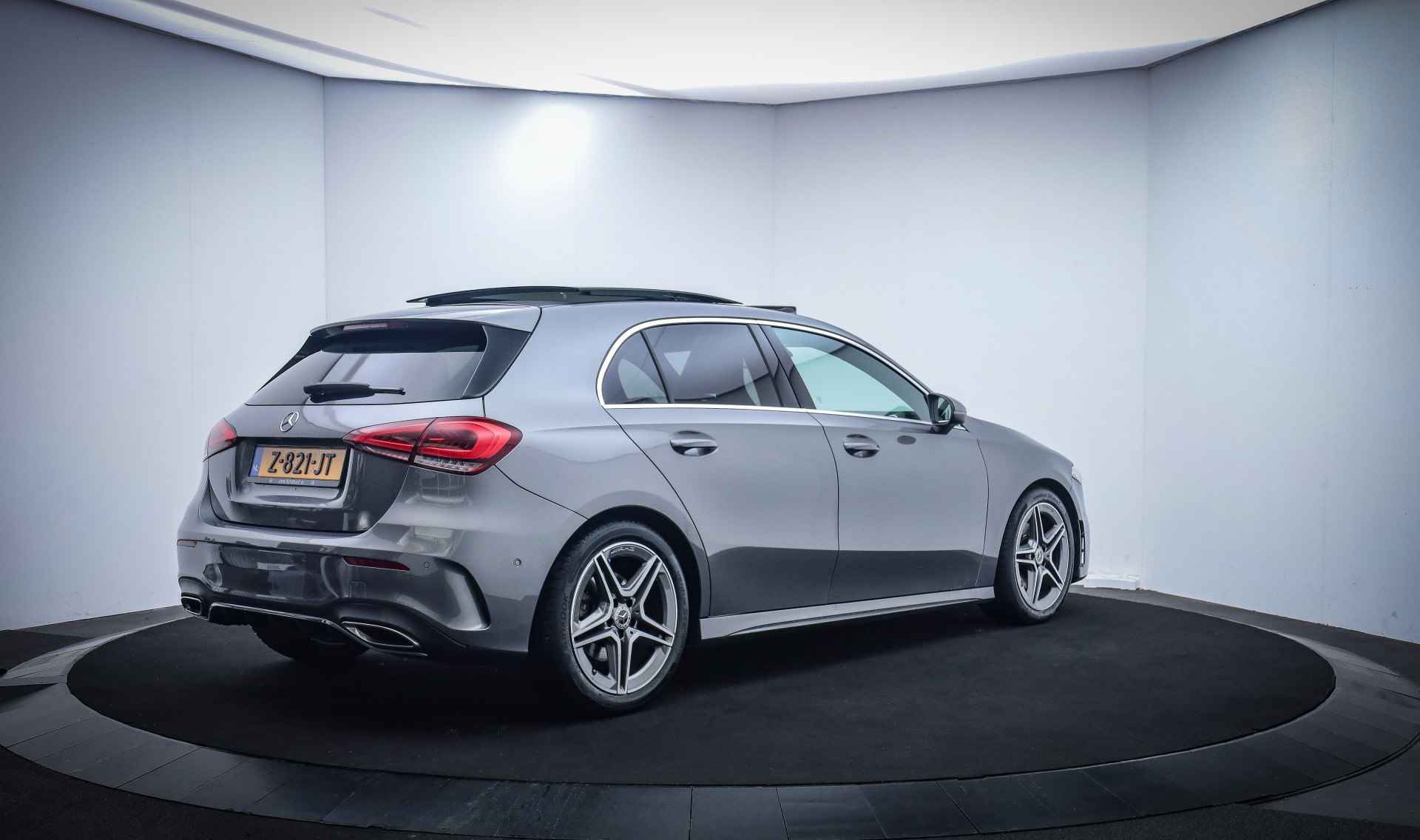 Mercedes-Benz A-Klasse 200 Aut. AMG-Plus Line PANO/AMBIANCE LIGHT/WIDESCREEN/LED/CAMERA/STOELVERW./NAVI/BLINDSPOT/LMV 18'' - 5/26