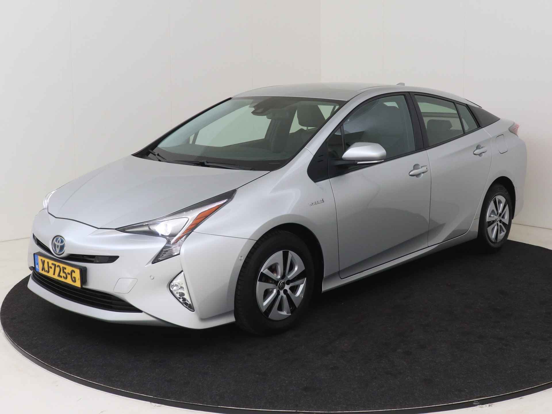 Toyota Prius 1.8 Executive | JBL I Trekhaak | Head-up Display | Parkeerhulp | Navigatie I Climate Control I Cruise Control I Camera I USB I Lederen Bekleding I 1e Eigenaar I Dealer Onderhouden I Stoelverwarming Voor I Keyless Entry/Start I - 29/48