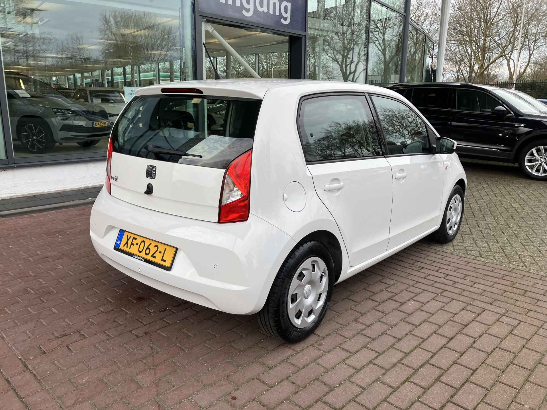 SEAT Mii 1.0 Style Intense Airco / Parkeersensor A - 6/13