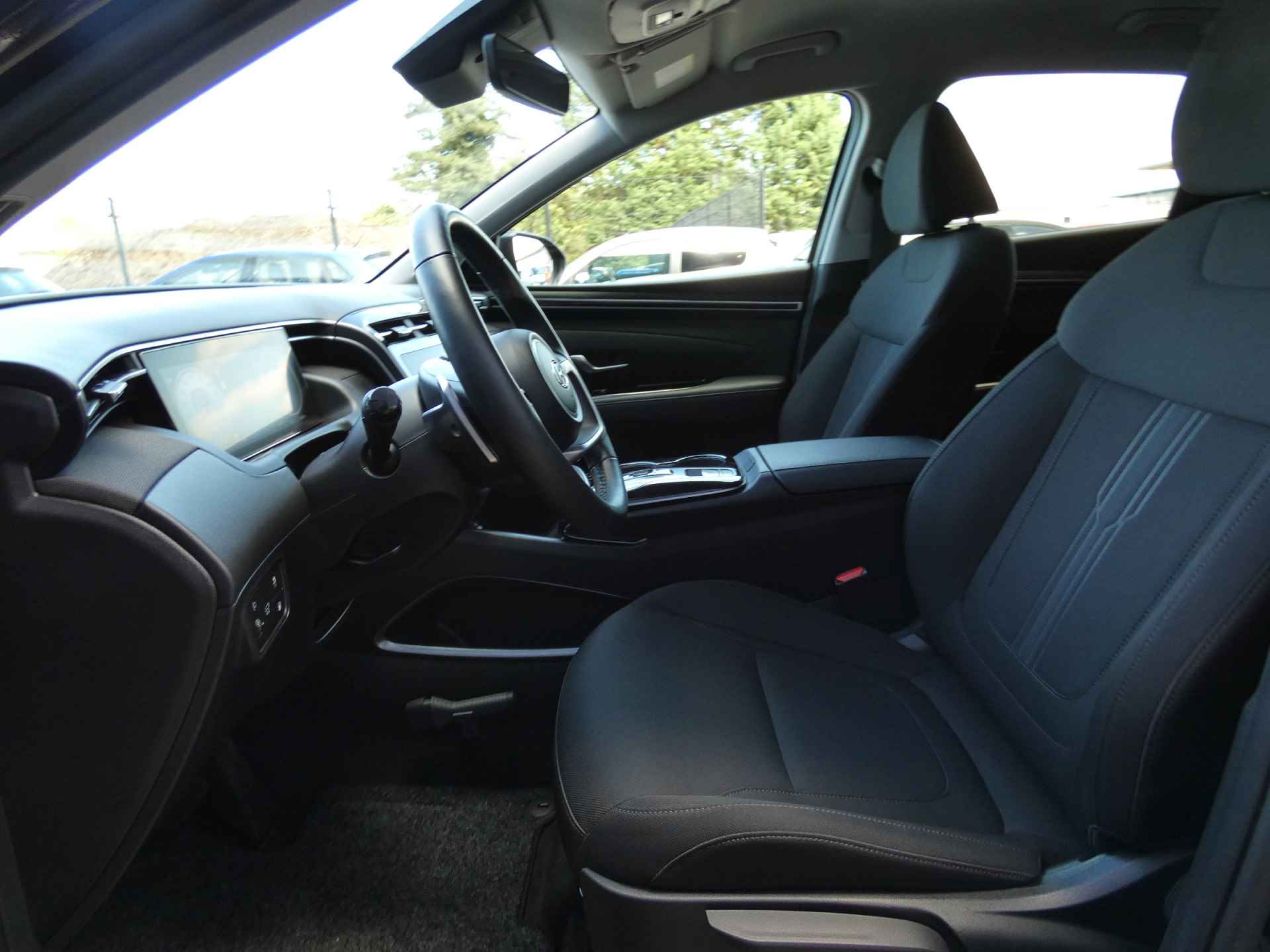 Hyundai Tucson 1.6 T-GDI PHEV Comfort Smart 4WD TOPDEAL !! - 22/53