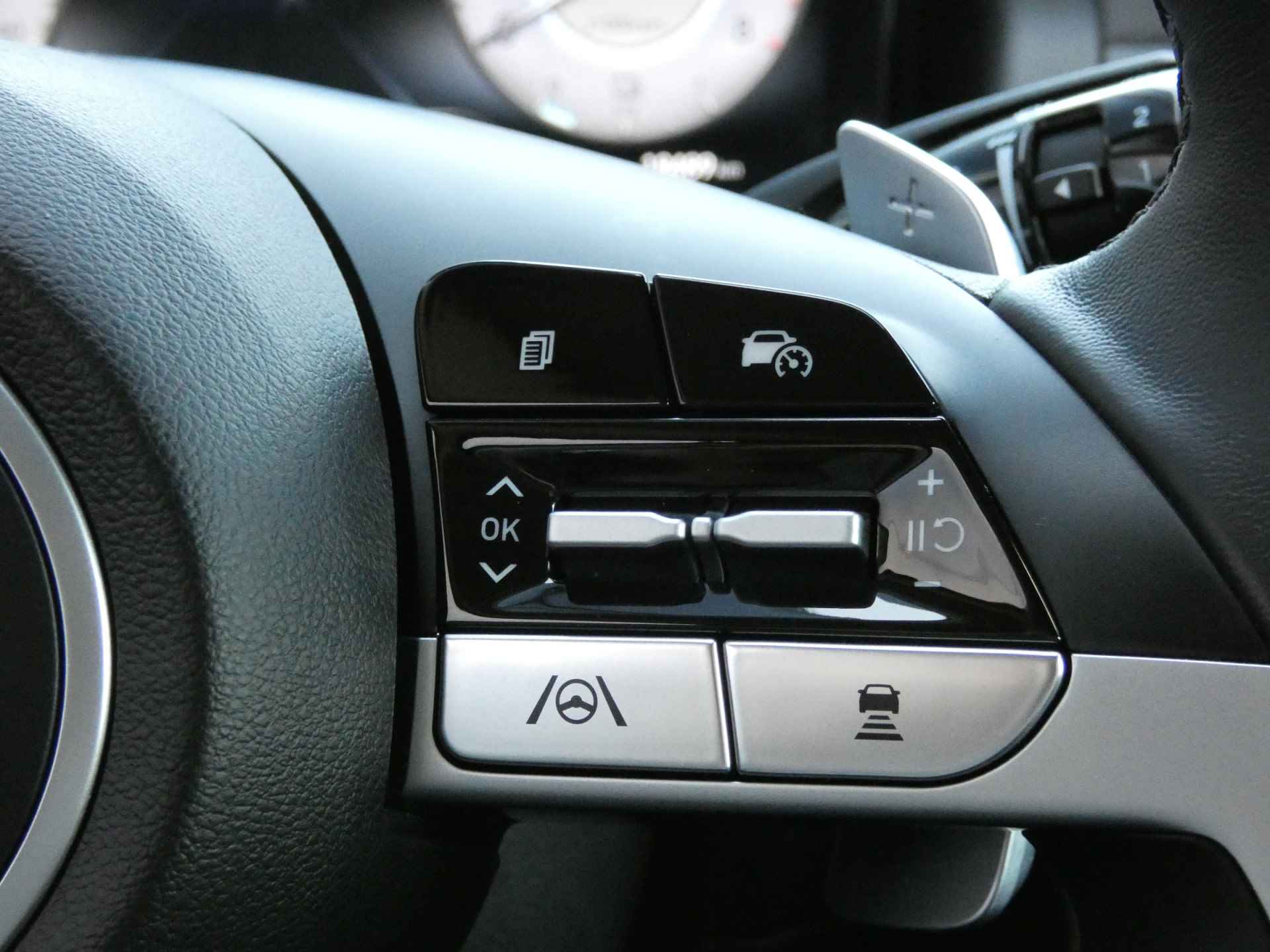 Hyundai Tucson 1.6 T-GDI PHEV Comfort Smart 4WD TOPDEAL !! - 30/53