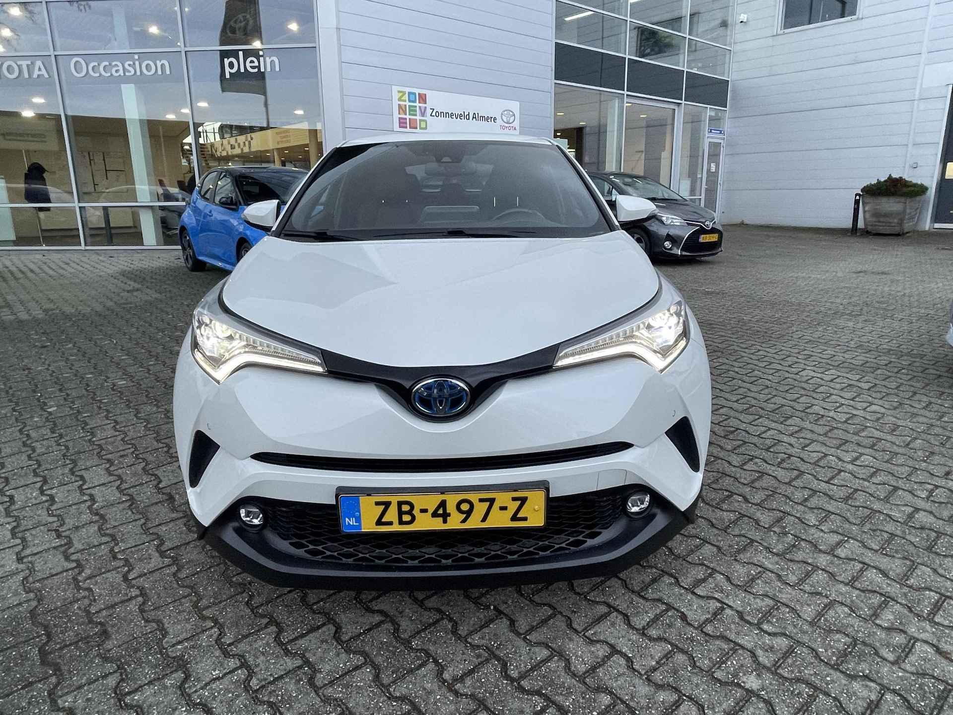 Toyota C-HR 1.8 Hybrid Executive - 3/37