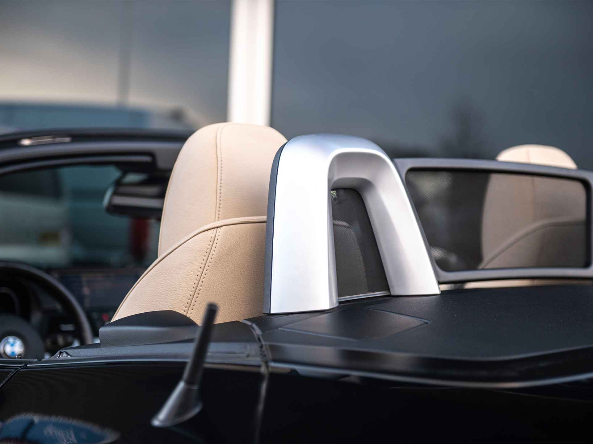 BMW Z4 Roadster sDrive23iA Executive | Apple Carplay | Navi Prof | Comfort Access | Leder | Sportstoelen | Memory Seat | Stoelverw. | Xenon + Grootlichtass. | 19" Lichtmetaal V-spaak 296 | Aut.dimm.spiegels bi+bui. | Schakelflippers - 6/63