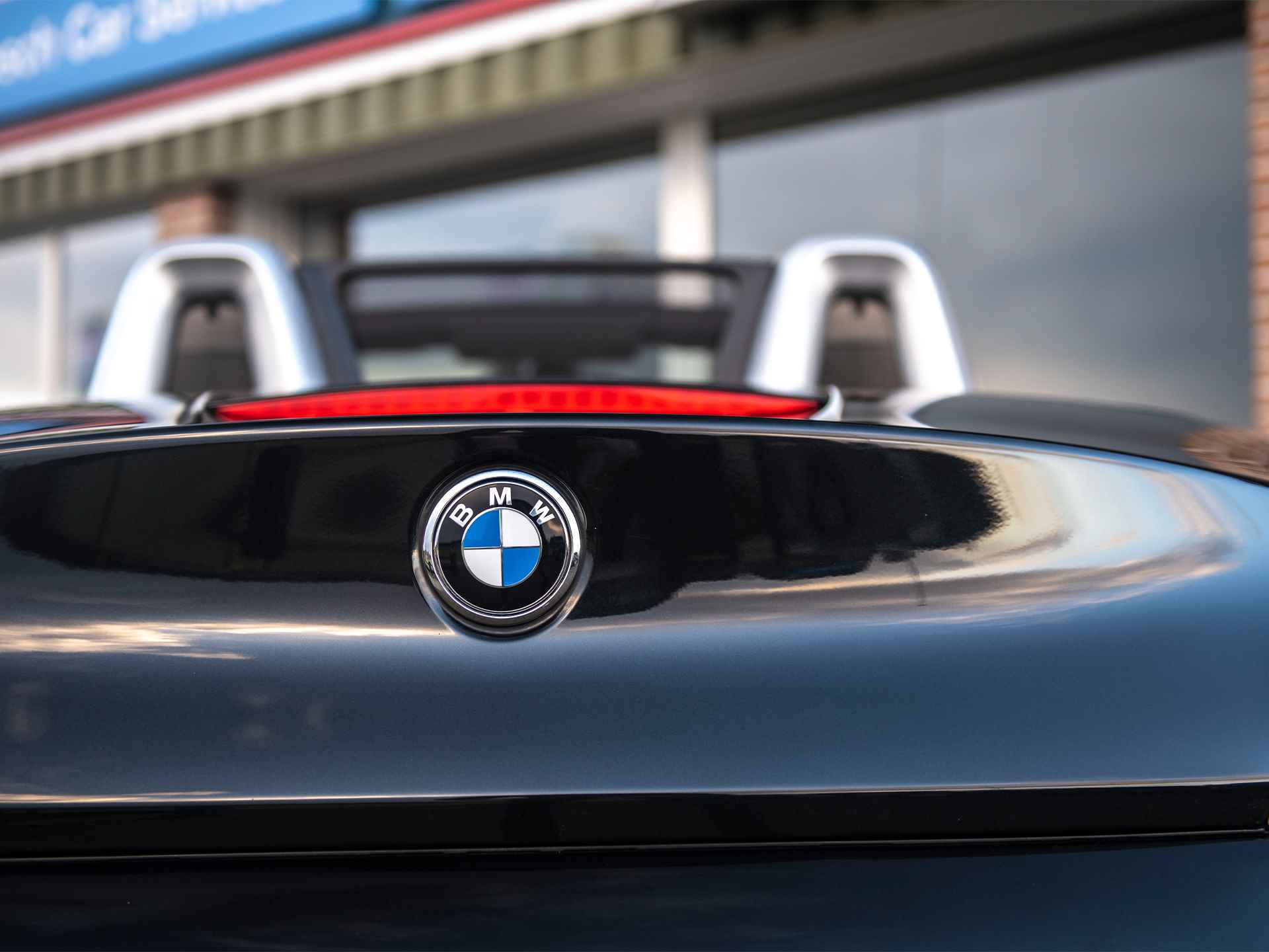 BMW Z4 Roadster sDrive23iA Executive | Apple Carplay | Navi Prof | Comfort Access | Leder | Sportstoelen | Memory Seat | Stoelverw. | Xenon + Grootlichtass. | 19" Lichtmetaal V-spaak 296 | Aut.dimm.spiegels bi+bui. | Schakelflippers - 48/63