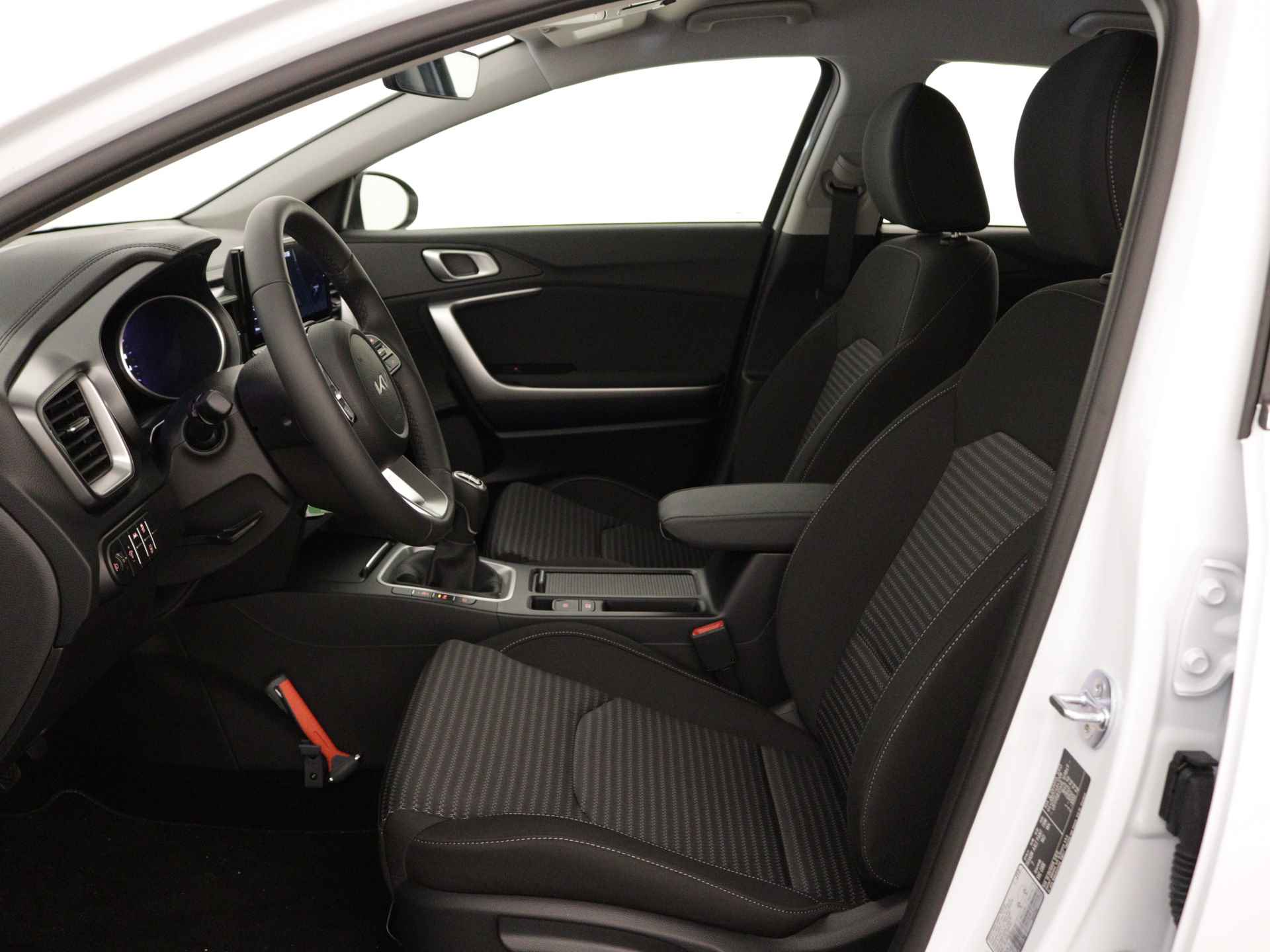 Kia Ceed Sportswagon 1.0 Turbo 120pk DynamicLine | Lichtmetalen velgen | Camera | Navigatie | Lane Assist | Apple Car Play | Inclusief KIA Garantie tot 29-02-2024! - 21/43
