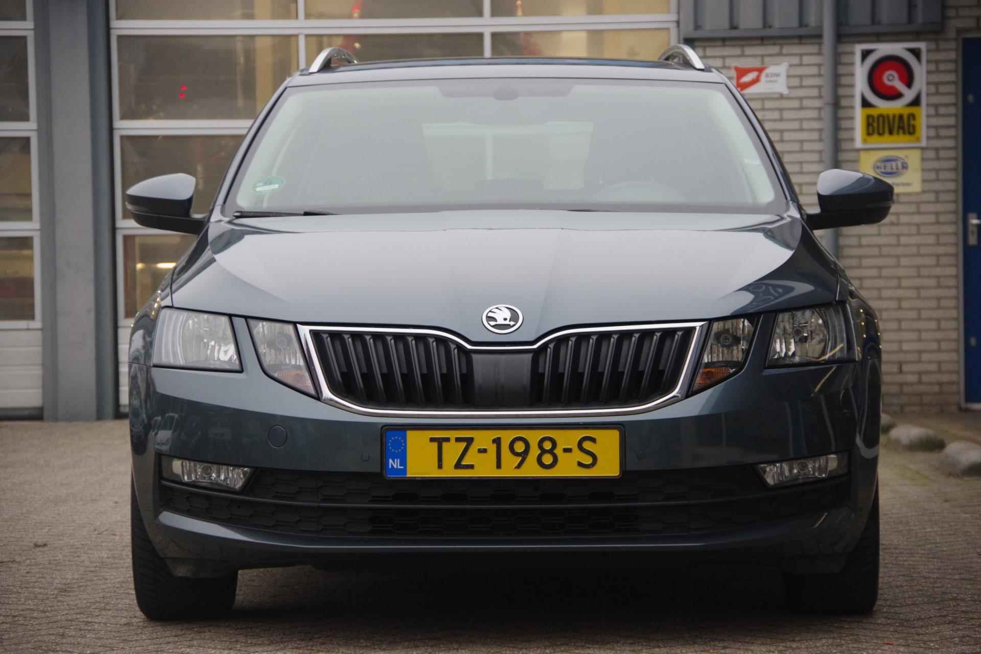 Skoda Octavia Combi 1.6 TDI Ambition Business Navigatie Trekhaak Stoelverwarming - 10/31