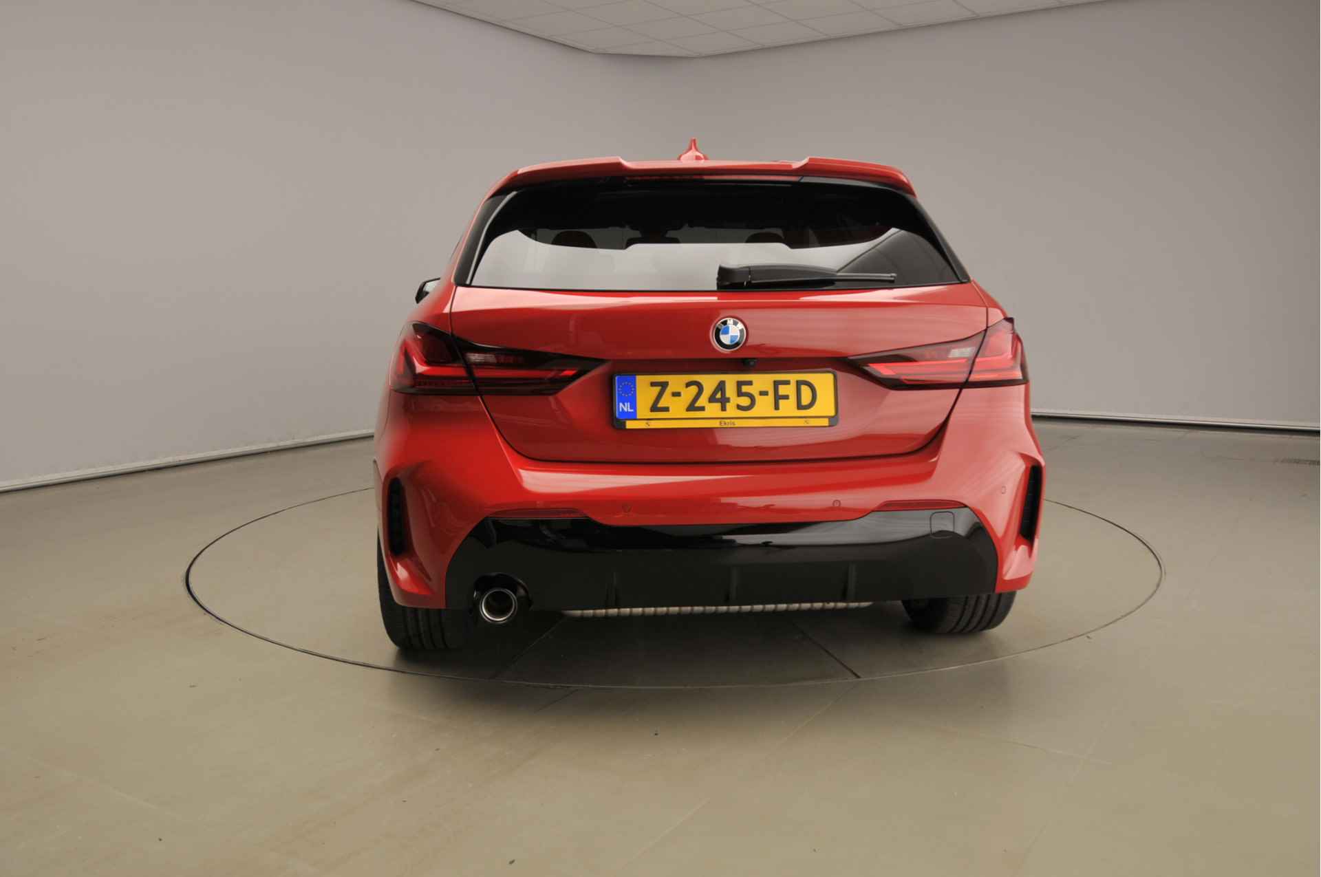 BMW 1 Serie 5-deurs 118i M-Sportpakket Pro - 4/41
