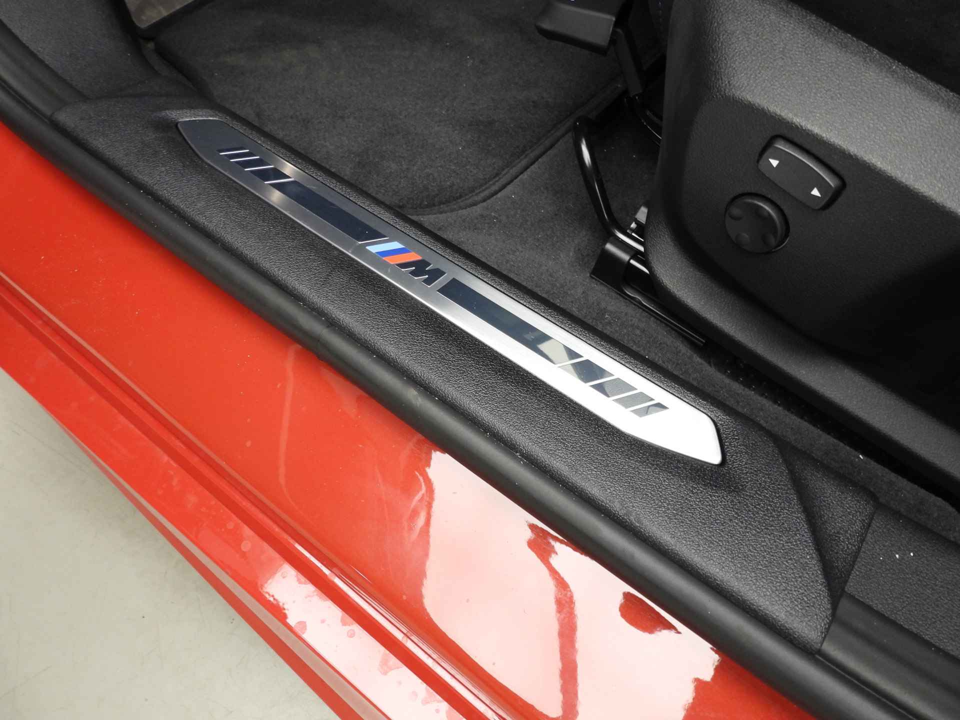 BMW 1 Serie 5-deurs 118i M-Sportpakket Pro - 35/41