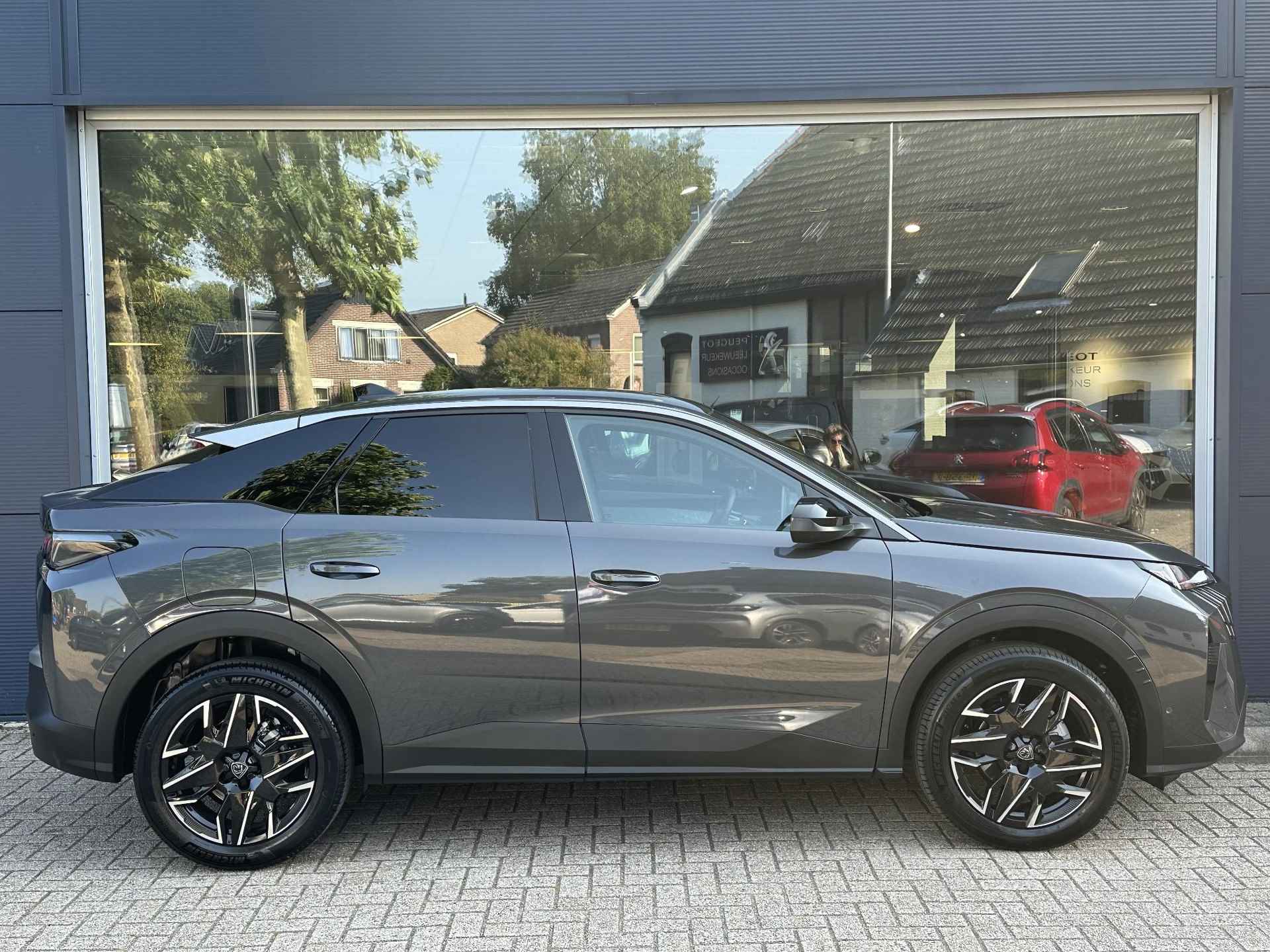 Peugeot 3008 1.2 Hybrid 136 Allure | Nieuwste Model 3008 | Automaat | Panorama Navigatie | Keyless Entry | 360 Graden Camera | Adaptieve Cruise Control | AGR Stoel | Stoelverwarming | Climate Control | LED Verlichting | 19 Inch Lichtmetalen Velgen | - 7/67