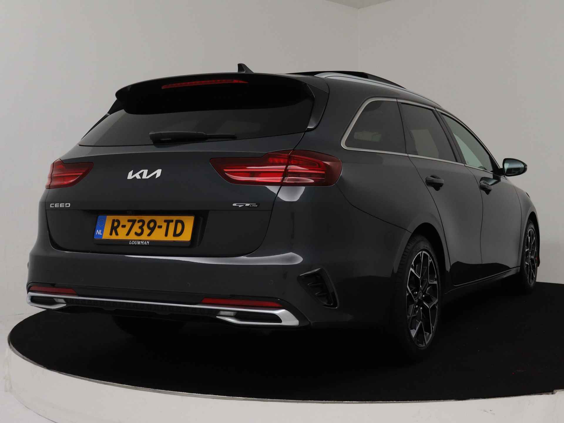 Kia Ceed Sportswagon 1.0 T-GDi 120pk GT-Line | Panoramadak | Adaptive Cruise control | Lane Assist | Dodehoek Sensor | Beschikbaar per 04-10-2024 - 3/39