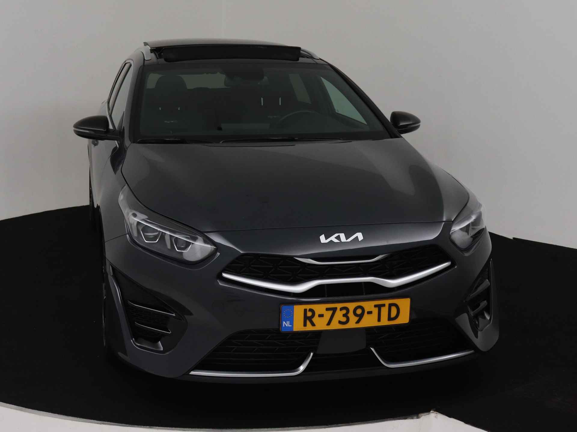 Kia Ceed Sportswagon 1.0 T-GDi 120pk GT-Line | Panoramadak | Adaptive Cruise control | Lane Assist | Dodehoek Sensor | Beschikbaar per 04-10-2024 - 26/39