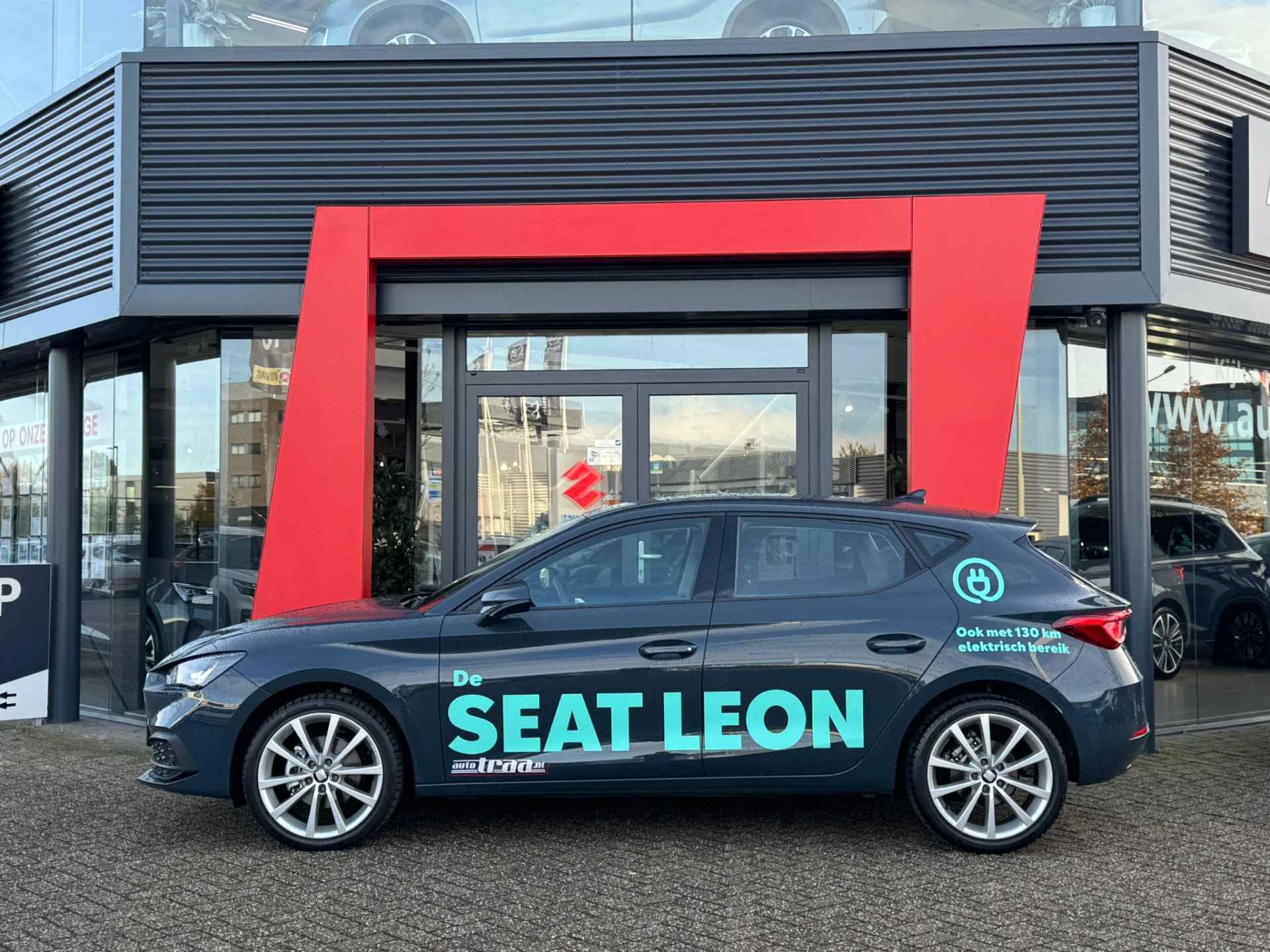 SEAT Leon 1.5 TSI Style / Parkeersensoren voor en achter / NIEUW 2025 MODEL / - 2/23