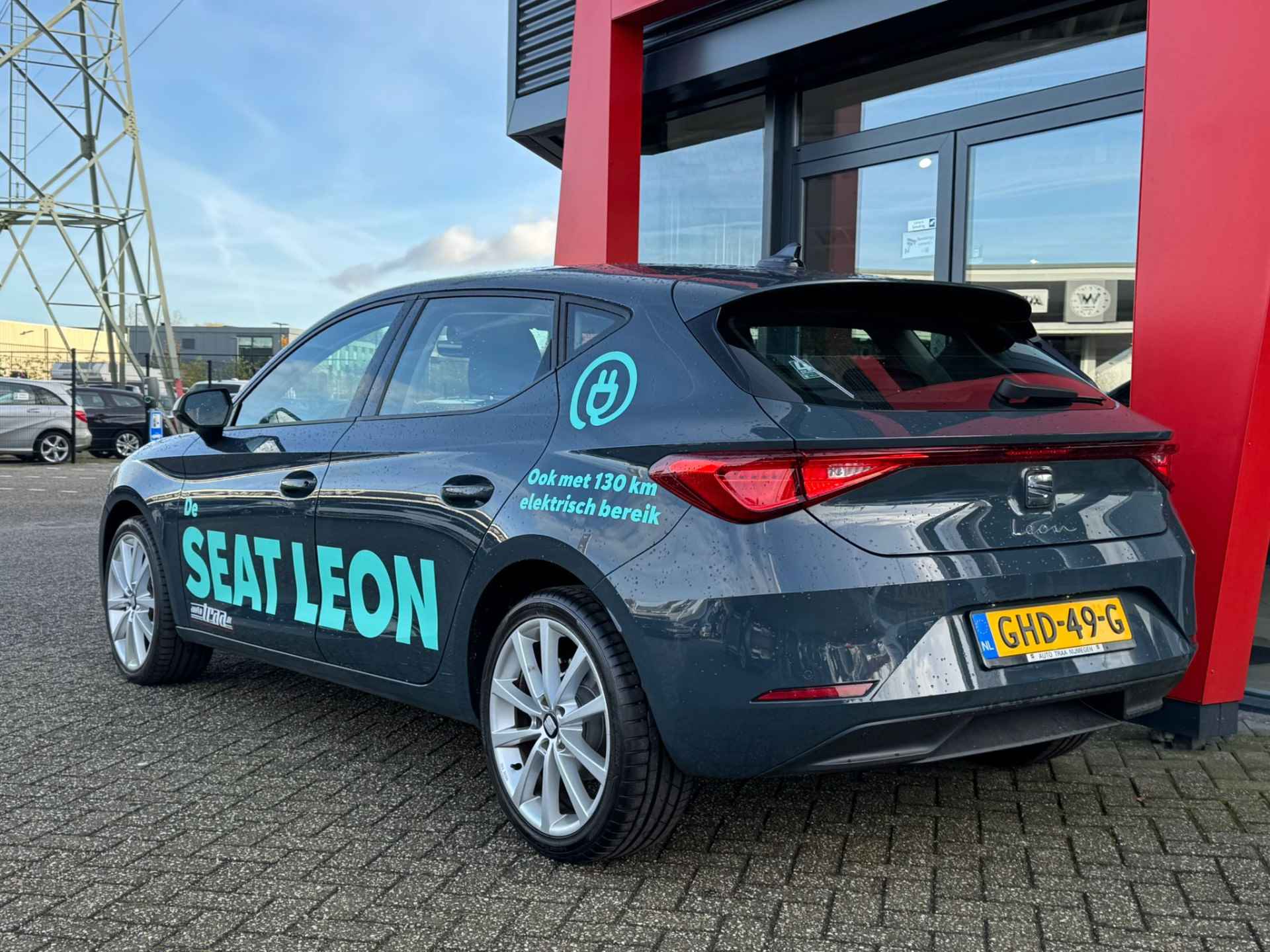 SEAT Leon 1.5 TSI Style / Parkeersensoren voor en achter / NIEUW 2025 MODEL / - 3/23