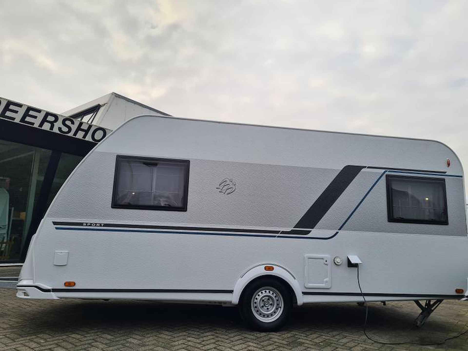 Knaus Sport 460 EU enkele bedden! - 5/20