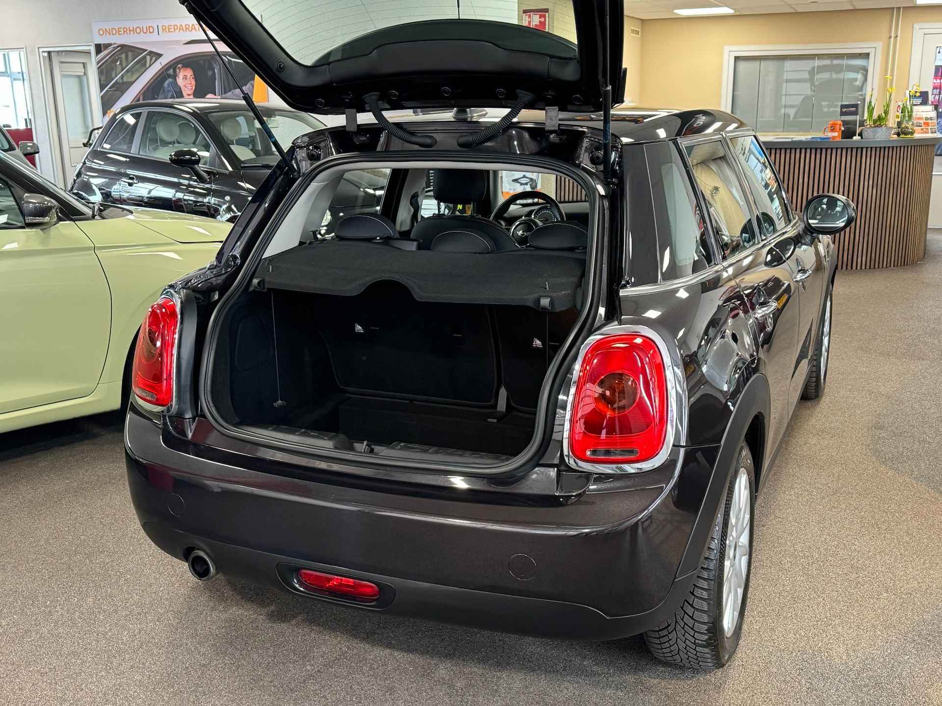 MINI Mini 1.5 Cooper Business - 19/21