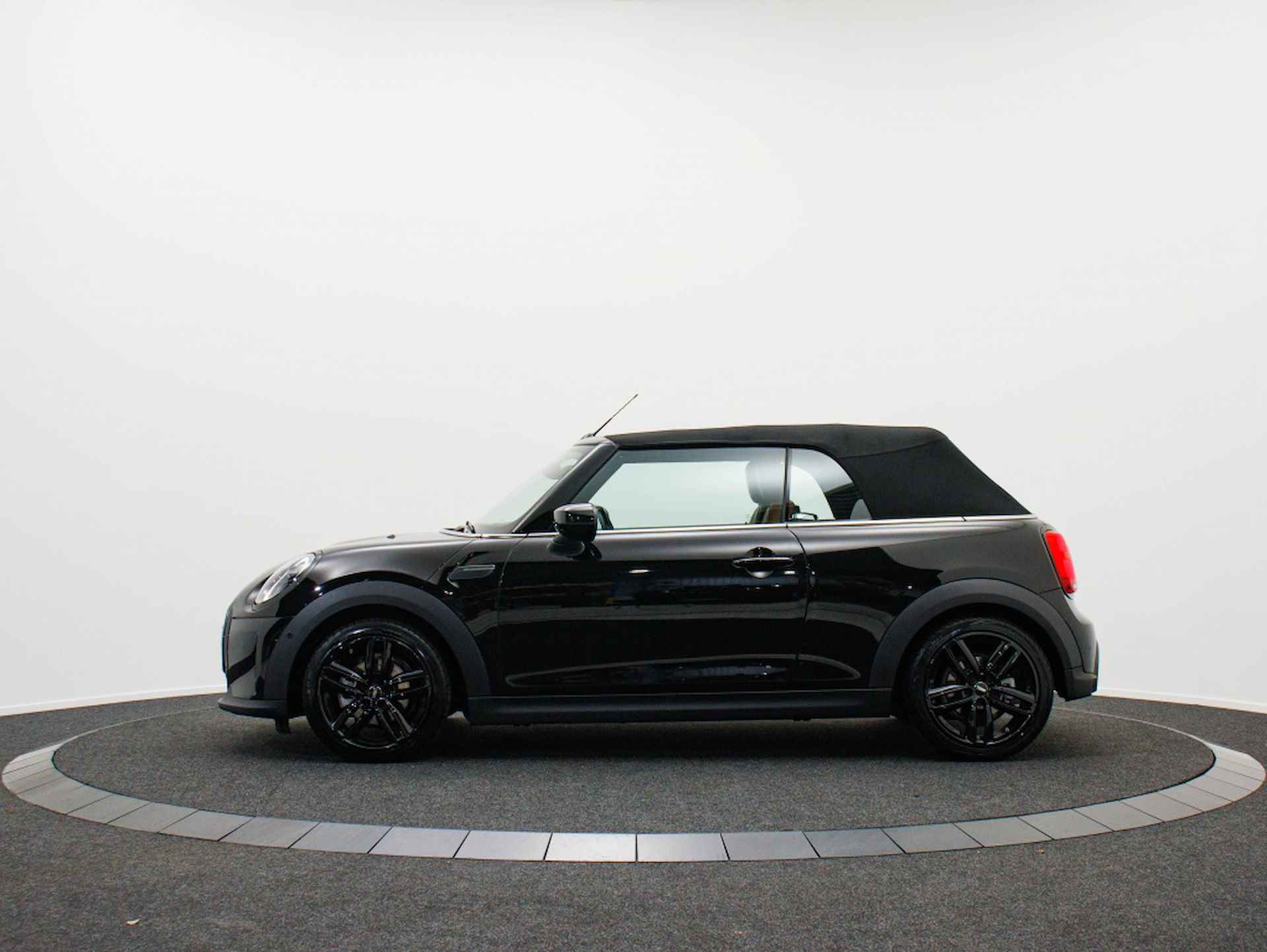 Mini Mini Cabrio 1.5 Cooper Yours | Navi | Cognac Leer - 36/47