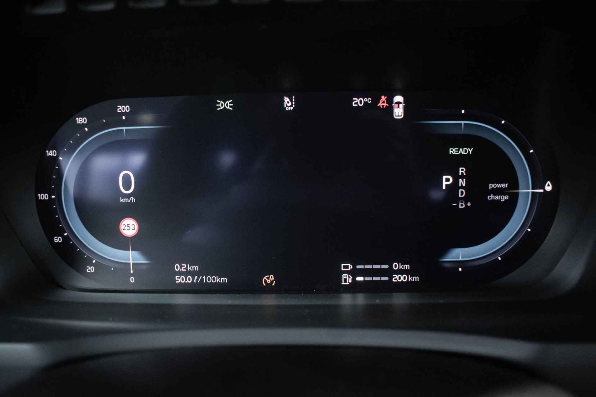 Volvo XC90 T8 Recharge AWD Ultimate Dark | Nieuwe Auto | Direct leverbaar | Luchtvering | Harman Kardon premium audio | 22'' Lichtmetalen velgen | Getint glas | Nappa lederen bekleding | Google infotainment - 19/41