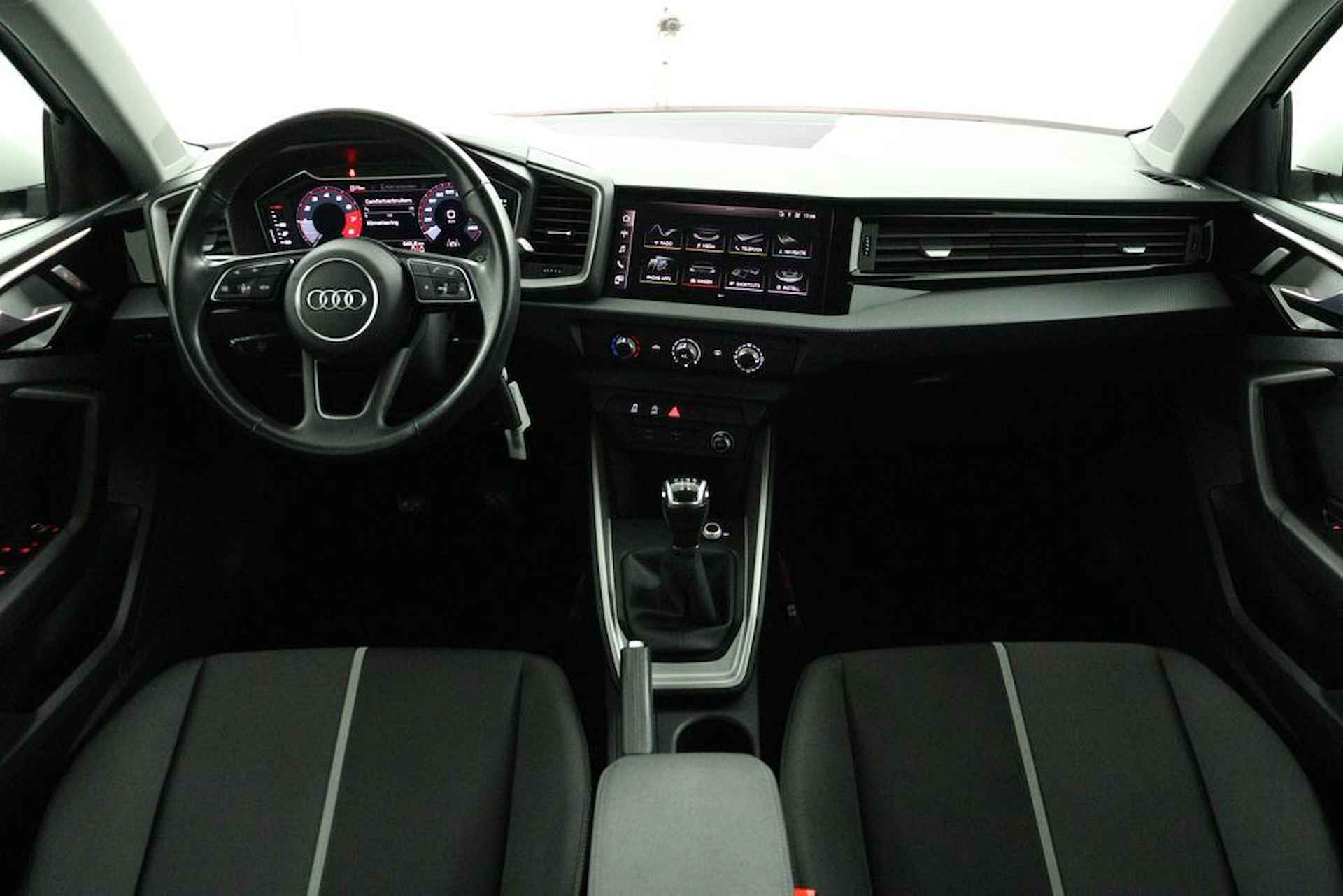 Audi A1 Sportback 25 TFSI Pro Line - 4/38