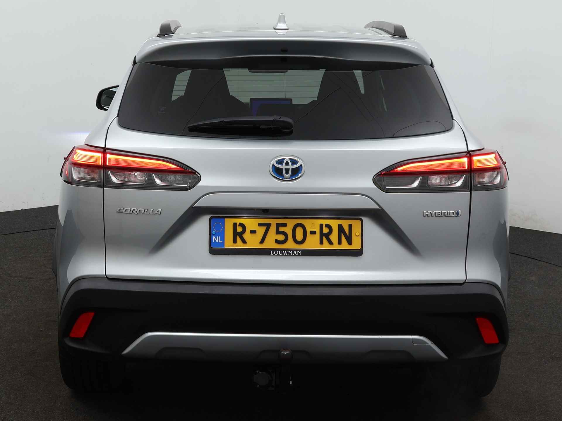 Toyota Corolla Cross 2.0 High Power Hybrid First Edition | Parkeersensoren | Trekhaak | Navigatie | Climate Control | LM velgen | Stoelverwarming | - 29/48