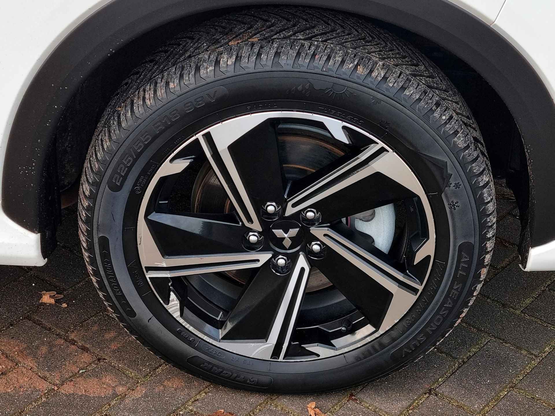 Mitsubishi Eclipse Cross 2.4 PHEV Prestige S-AWC 4WD Automaat / 1500KG Trekgewicht / All Season Banden / Schuif-/Opendak / Cruise Control Adaptief / Camera / Lederen Bekleding - 21/48