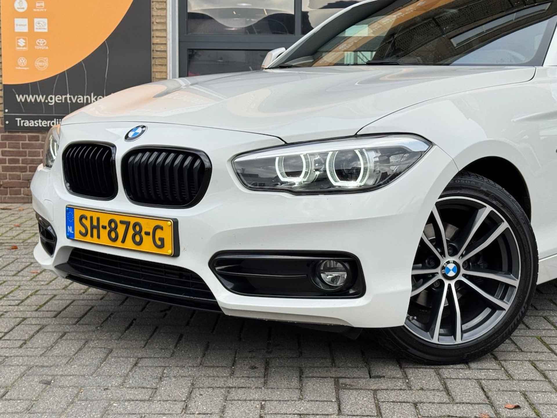 BMW 1-serie 116i SPORTLINE NAVI/SPORTSTOELEN/LED/LMV/PDC/NL-AUTO/56.000 KM! - 7/46