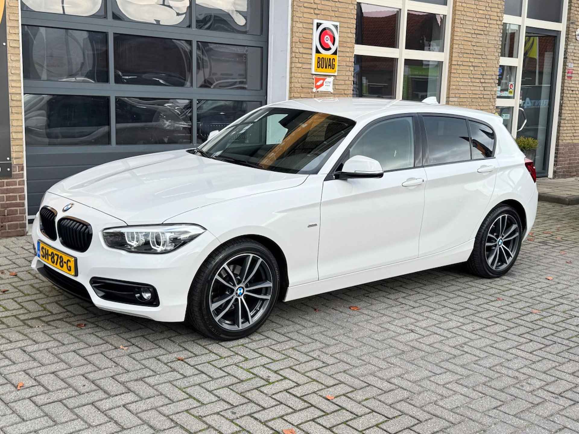 BMW 1-serie 116i SPORTLINE NAVI/SPORTSTOELEN/LED/LMV/PDC/NL-AUTO/56.000 KM! - 15/46