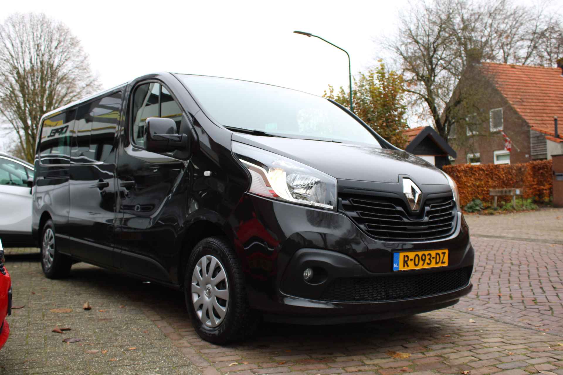 Renault Trafic Passenger 1.6 dCi 120PK 9-Persoons + Airco Voor & Achter/ Navi/ Cruise - 7/43