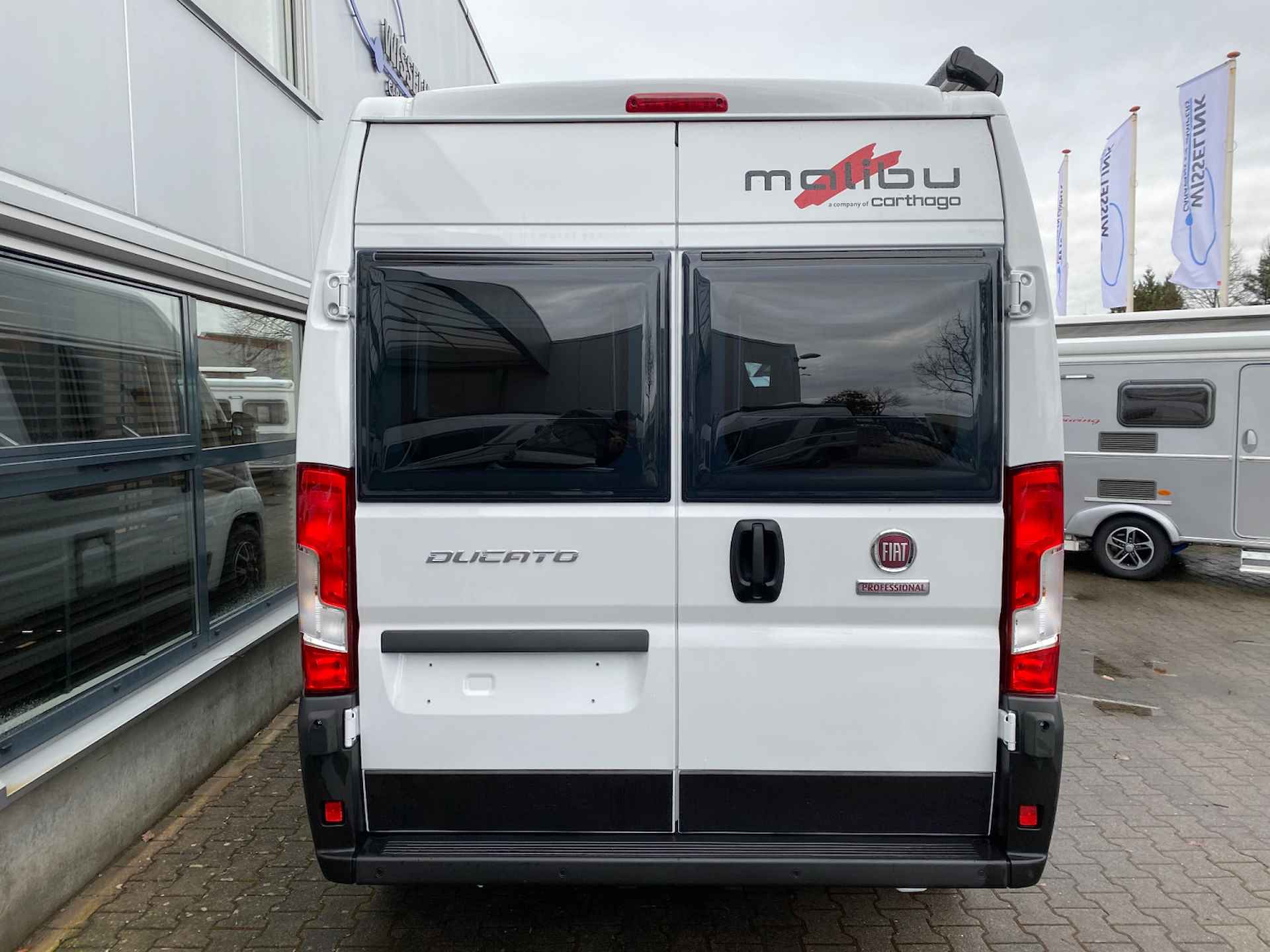Malibu Van Compact 600 LE NIEUW - 24/28