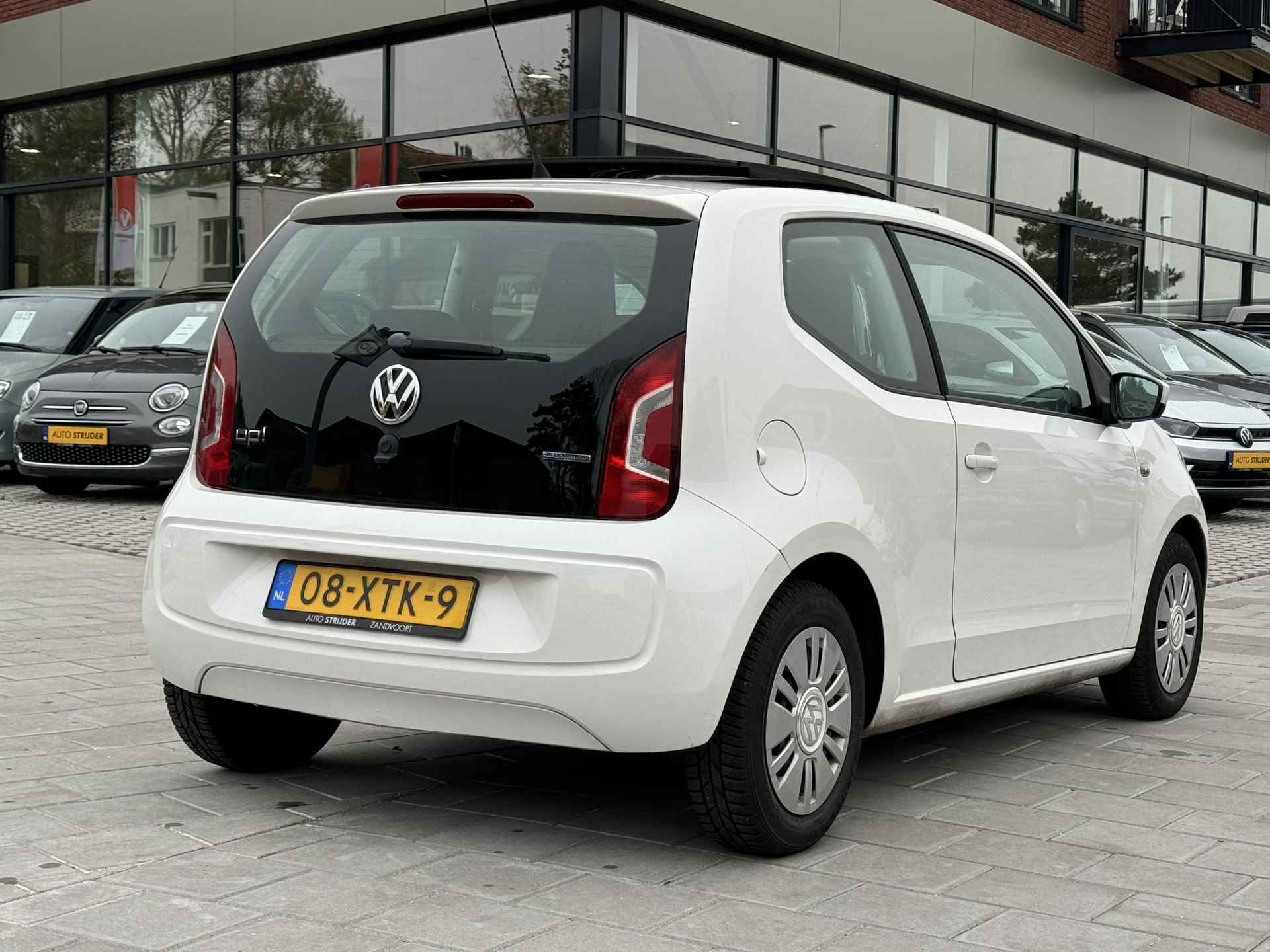 Volkswagen Up! 1.0 move up! BlueMotion | Panoramadak | 100% dealeronderhouden | 4-Seizoensbanden | 81.577km! - 3/23