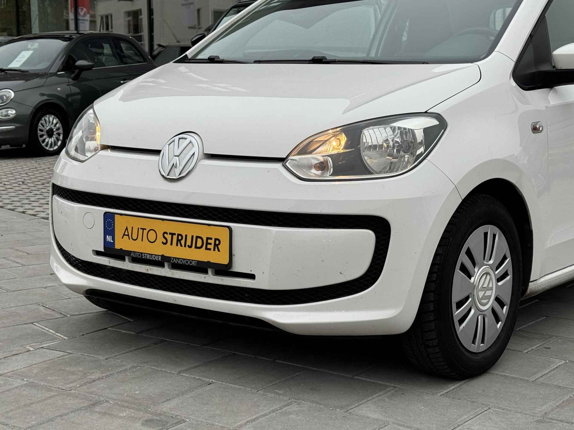 Volkswagen Up! 1.0 move up! BlueMotion | Panoramadak | 100% dealeronderhouden | 4-Seizoensbanden | 81.577km! - 16/23