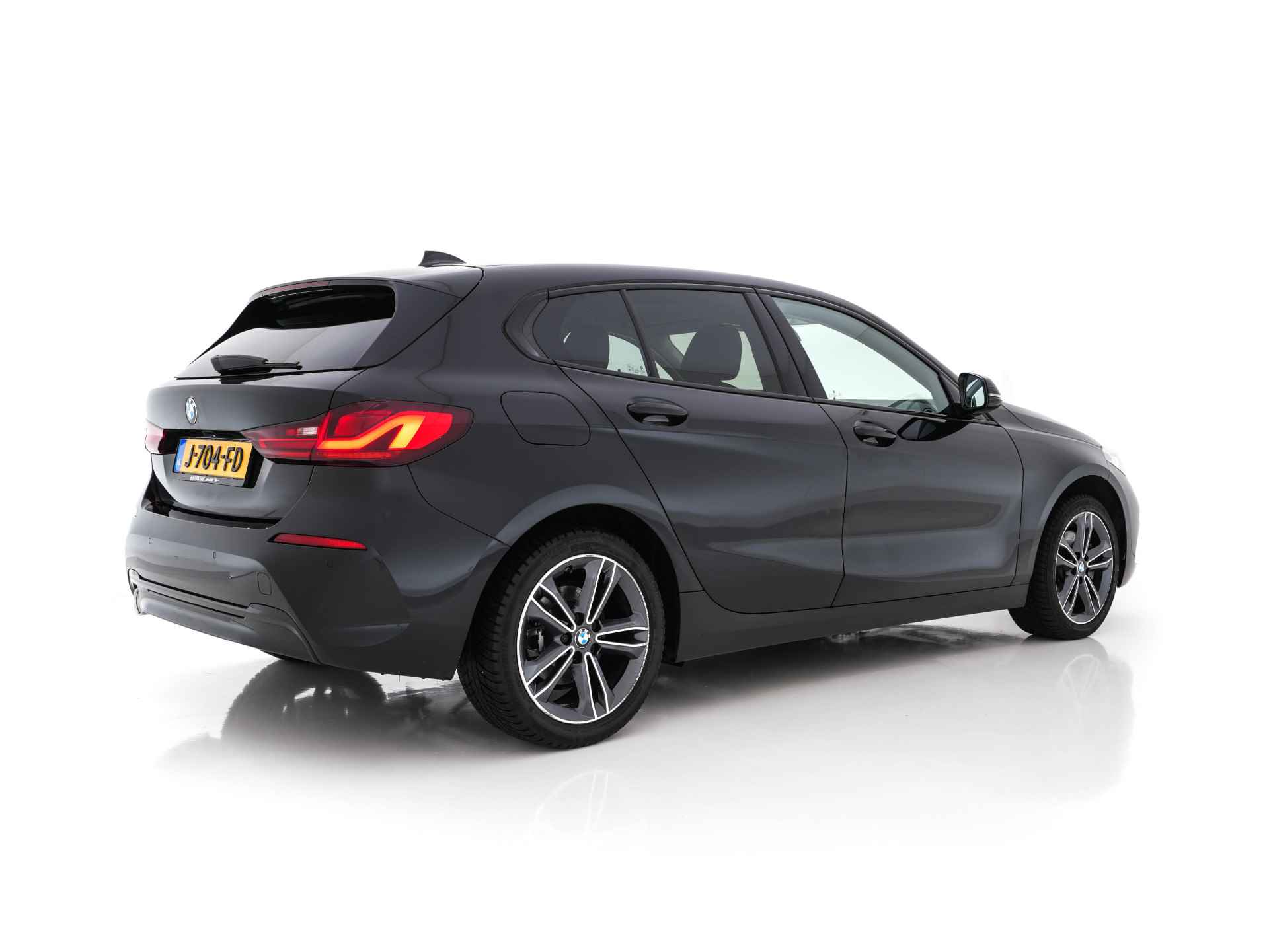 BMW 1-serie 116d Executive Edition Sport-Line *VIRTUAL-COCKPIT | FULL-LED | NAVI-FULLMAP | LEDER-MICROFIBRE | AMBIENT-LIGHT | ECC | PDC | APP-CONNECT | CRUISE | SPORT-SEATS | 17"ALU* - 6/34