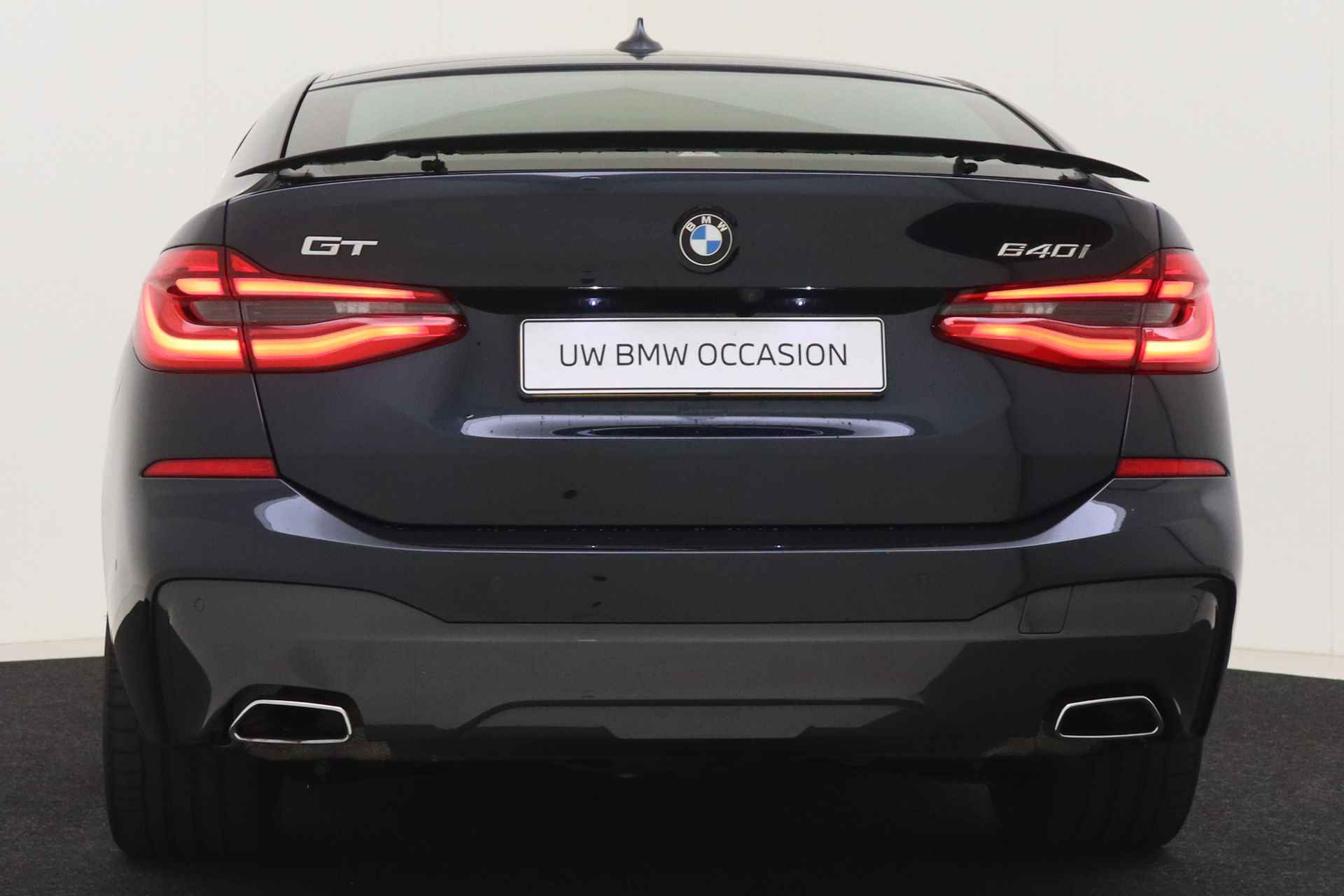 BMW 6 Serie Gran Turismo 640i High Executive M Sport Automaat / Panoramadak / Soft Close / Adaptieve LED / Parking Assistant Plus / Stoelventilatie / Active Steering / Head-Up / Comfort Access - 5/71