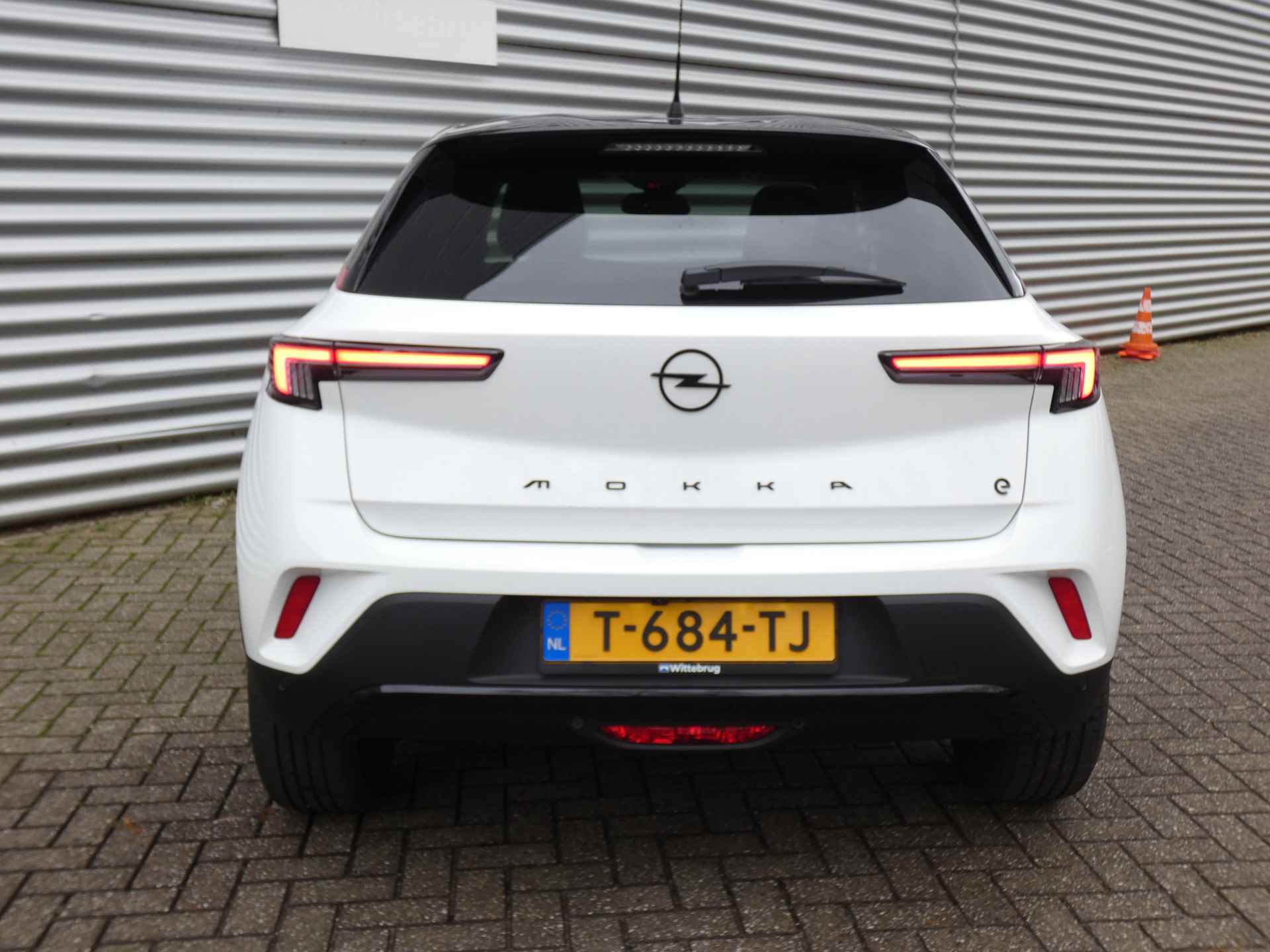 Opel Mokka Electric Level 4 50 kWh | Navigatie | Parkeercamera | € 2.000,- Subsidie mogelijk - 6/18