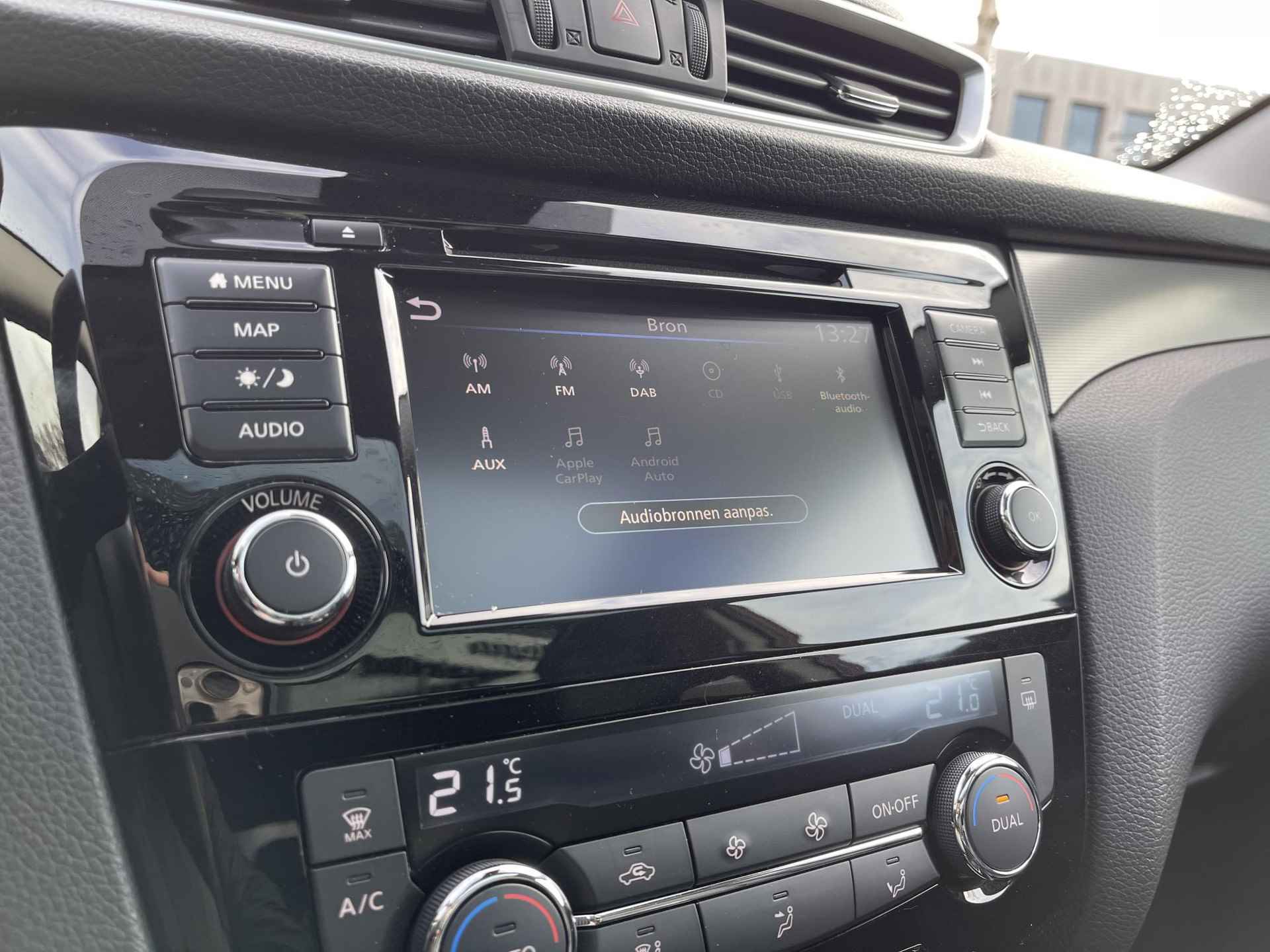 Nissan Qashqai 1.3 DIG-T Premium Edition | Apple Carplay/Android Auto | Nappa Leder | Stoelverwarming | Keyless Entry | LED Koplampen | 360° Camera | Rijklaarprijs! - 19/27