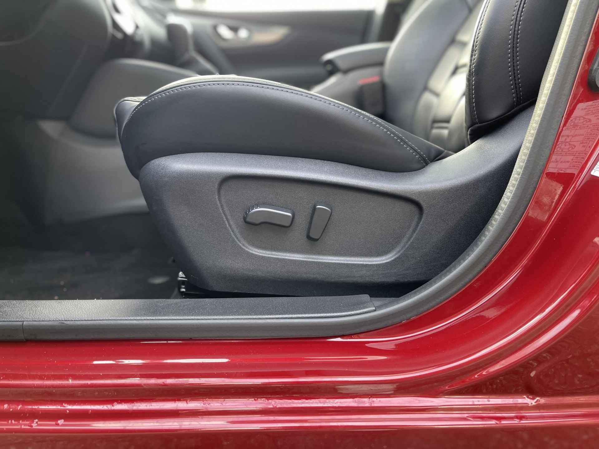 Nissan Qashqai 1.3 DIG-T Premium Edition | Apple Carplay/Android Auto | Nappa Leder | Stoelverwarming | Keyless Entry | LED Koplampen | 360° Camera | Rijklaarprijs! - 24/27