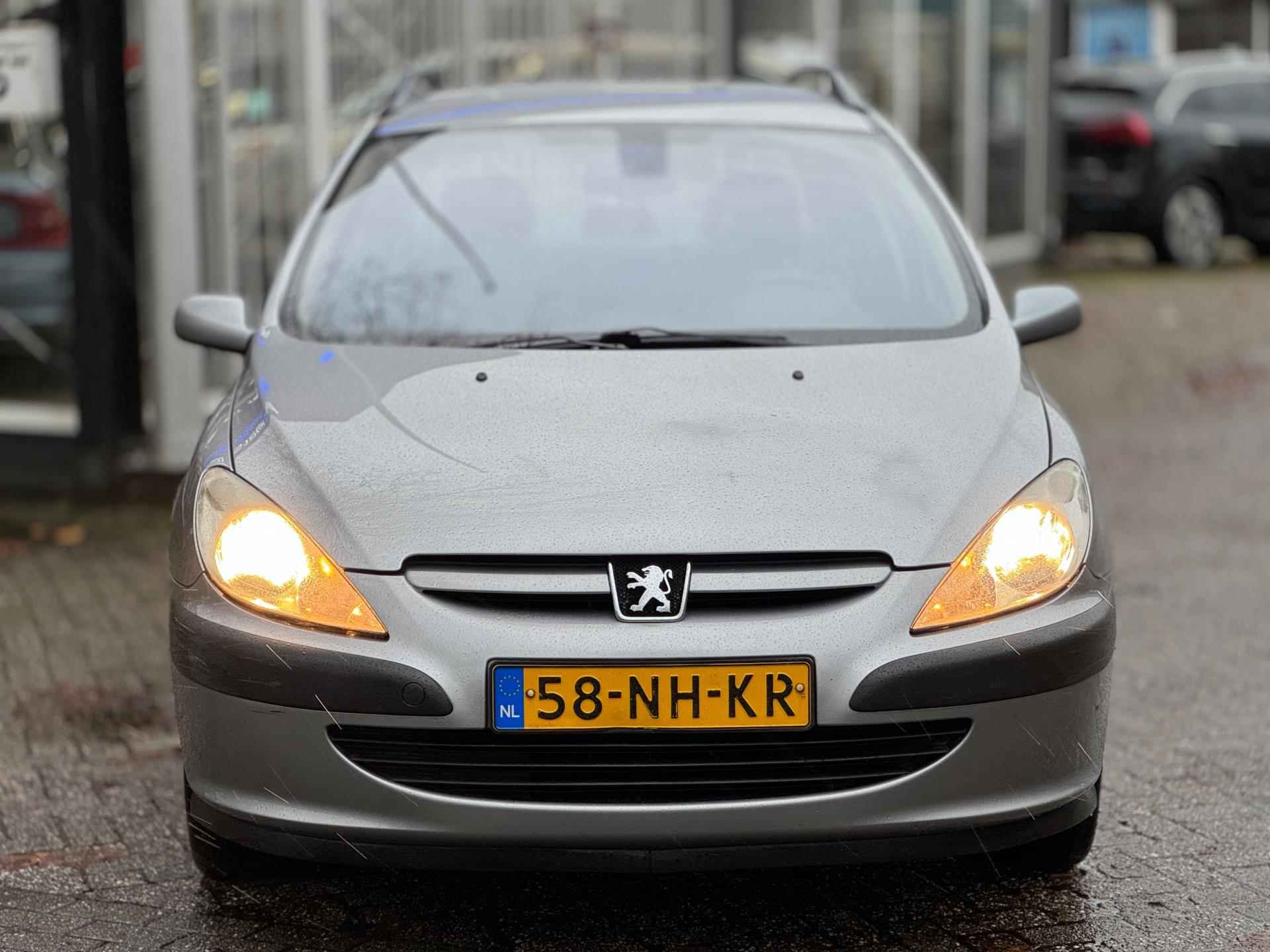 Peugeot 307 Break 2.0-16V XT|Camera|Leder|LM velgen|Airco|Sportstuur|Nieuwe APK|Elek.ramen - 2/35