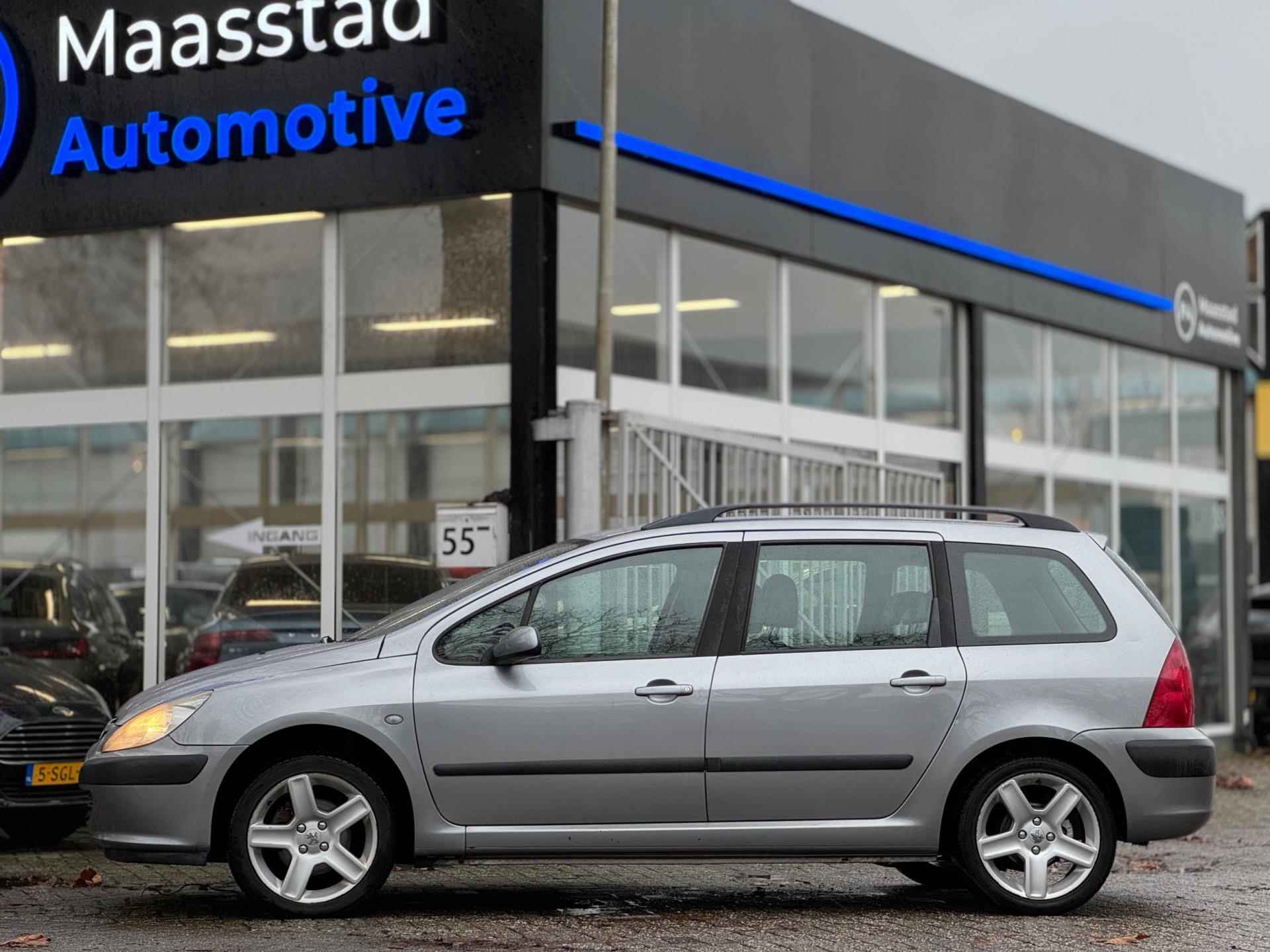 Peugeot 307 Break 2.0-16V XT|Camera|Leder|LM velgen|Airco|Sportstuur|Nieuwe APK|Elek.ramen - 26/35