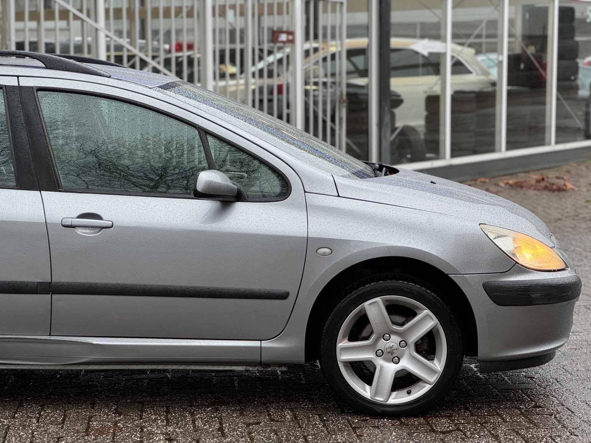 Peugeot 307 Break 2.0-16V XT Camera Leder LM velgen Airco Sportstuur Nieuwe APK Elek.ramen - 33/35