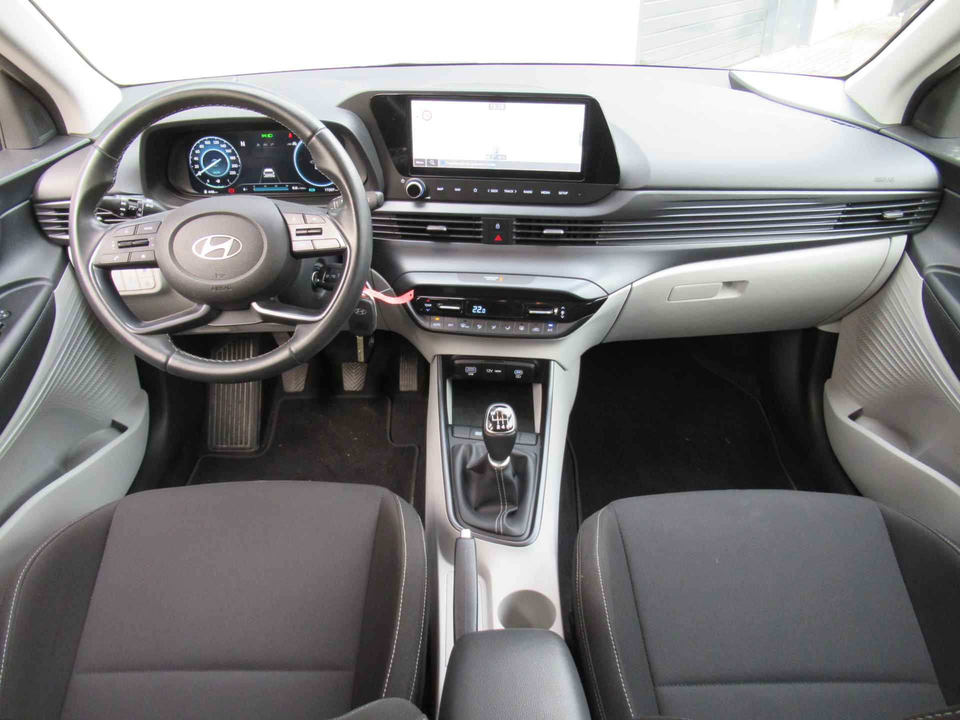 Hyundai i20 1.0 T-GDI MHEV Edition 1e eigen | dealer onderh | LED kopl | Navi | Camera | Clima |Cruise - 19/24