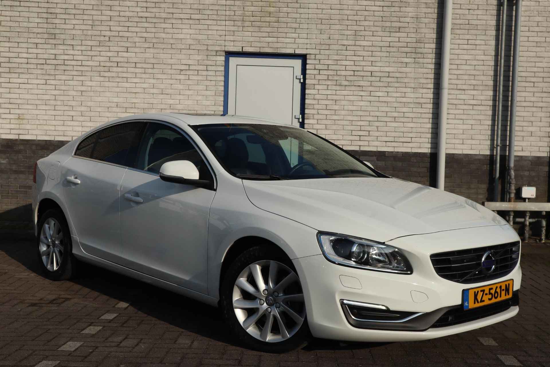 Volvo S60 1.5 T3 Nordic+ - 12/28