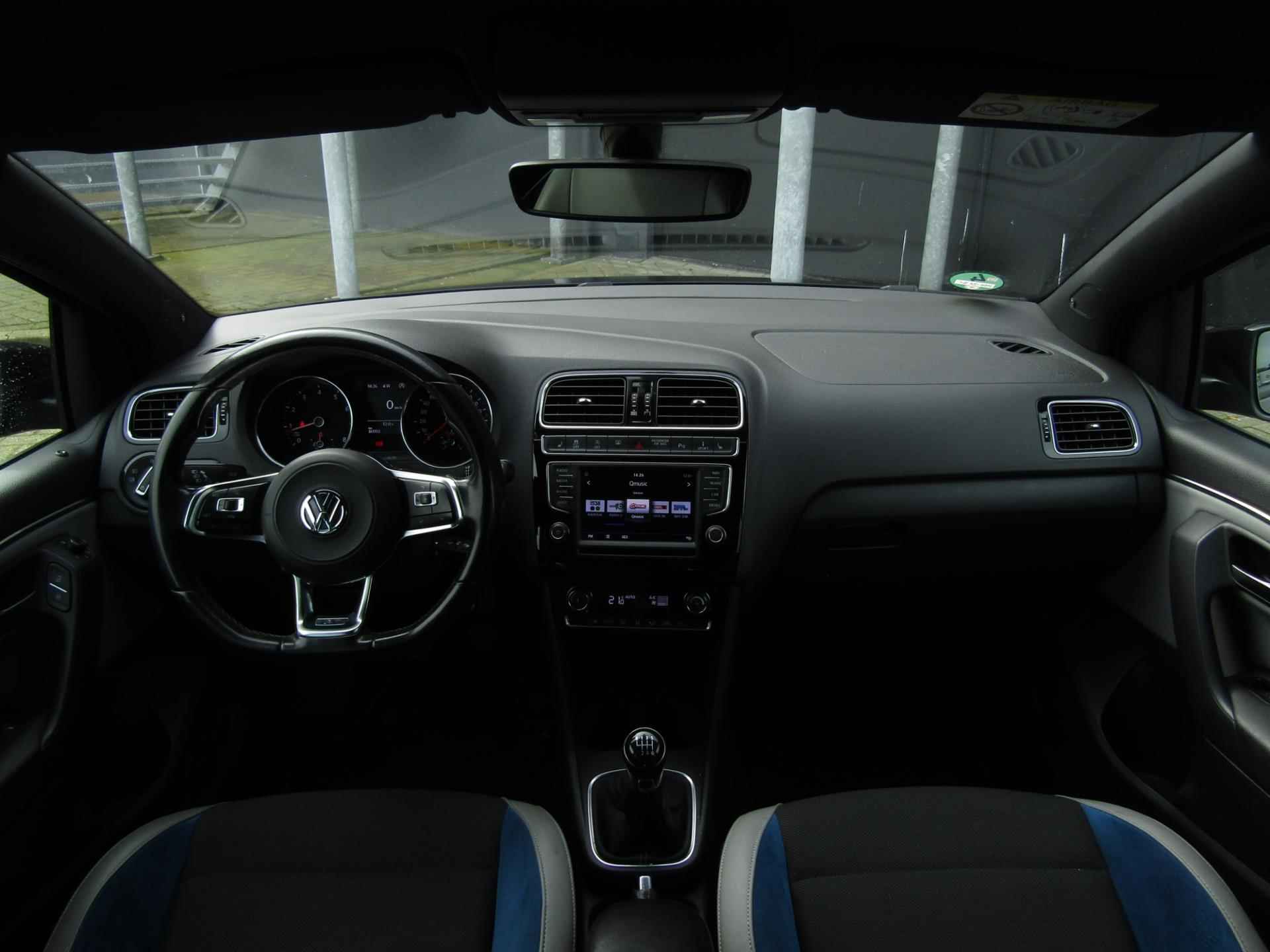 Volkswagen POLO 1.4 TSI 150PK BLUE GT | * CRUISE CONTROL * NAVIGATIE * BLUETOOTH * BEATS AUDIO * XENON * STOELVERWARMING * - 6/26