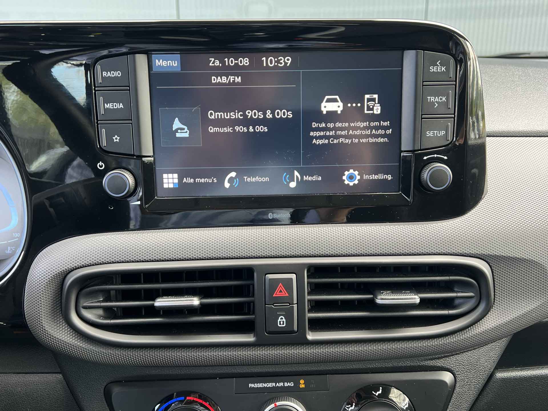 Hyundai i10 1.0 67pk Comfort Two-Tone Facelift | LED | Airco | Carplay | Navigatie | Bluetooth | Cruisecontrol | 1e Eigenaar - 13/23