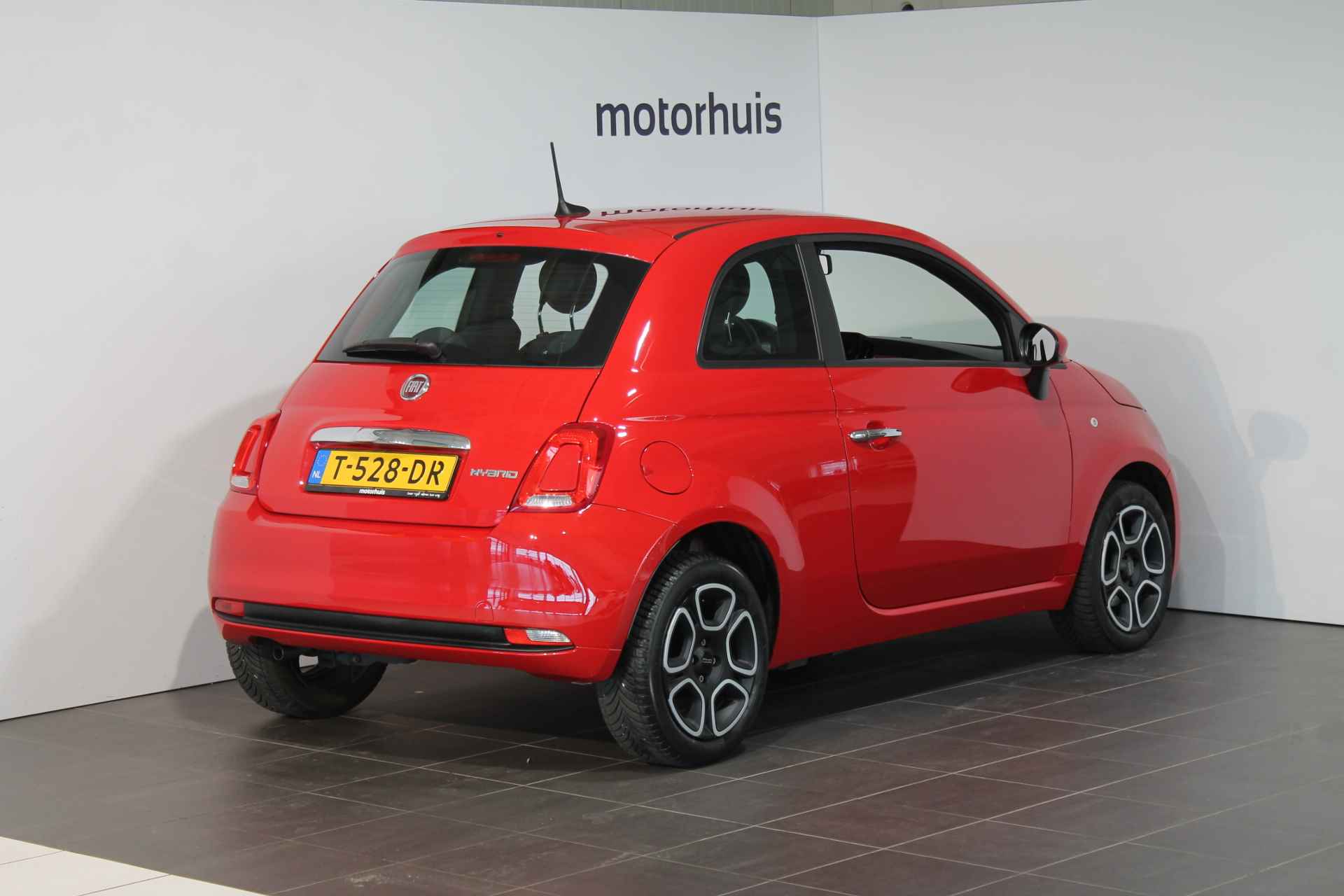 FIAT 500 1.0 70pk Hybrid eco Club - 5/25