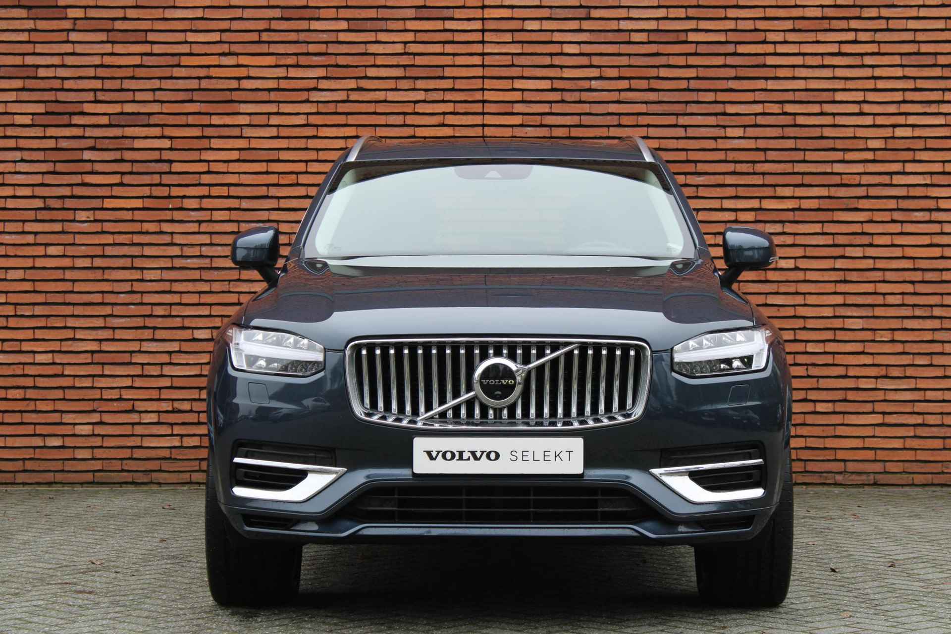 Volvo XC90 T8 AUT8 456PK Inscription, Draadloze Telefoonlader, Getint Glas Achter, 360 Graden Camera, Trekhaak, Stand kachel, Panorama dak, Harman Kardon Audio, Adaptieve Koplampen, Adaptieve Cruise Control, Dodehoekdetectie Met Correctie, Electronic Climate Control, Verwarmbare Voorstoelen - 17/23